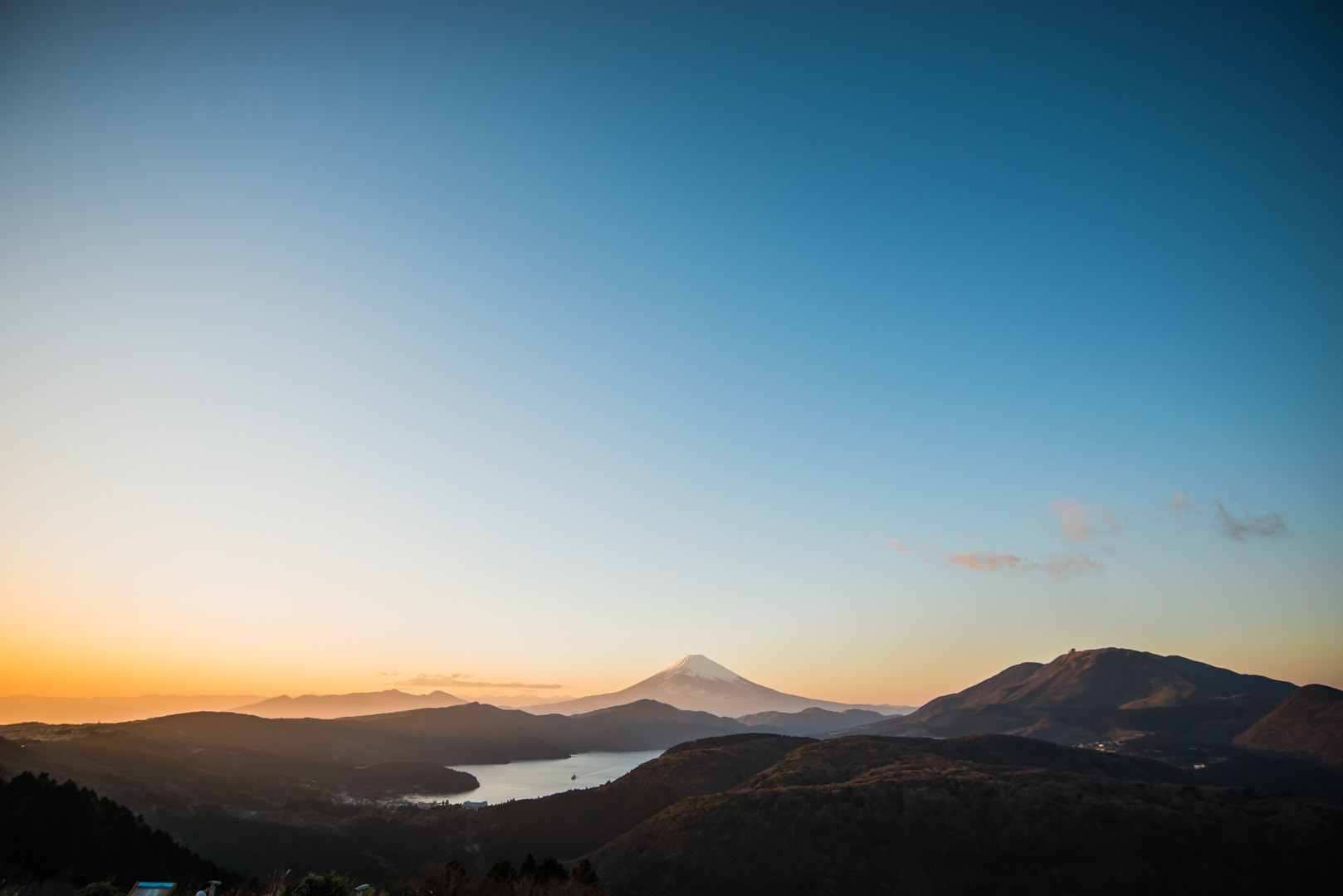 Nikon AF-S Nikkor 18-35mm F3.5-4.5G ED sample photo. Fujiyama photography