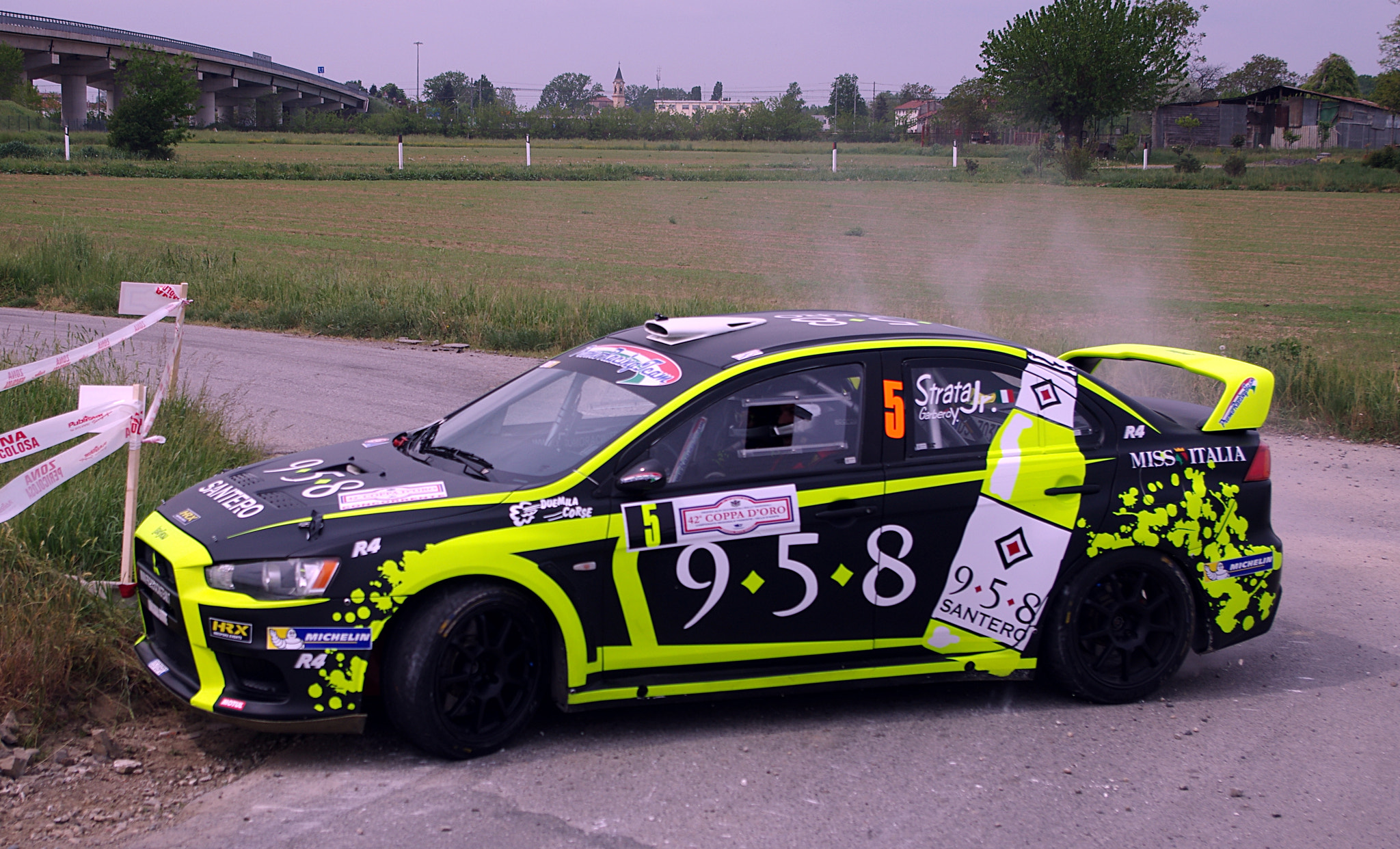 Pentax smc DA 18-55mm F3.5-5.6 AL WR sample photo. Mitsubishi lancer evo x photography