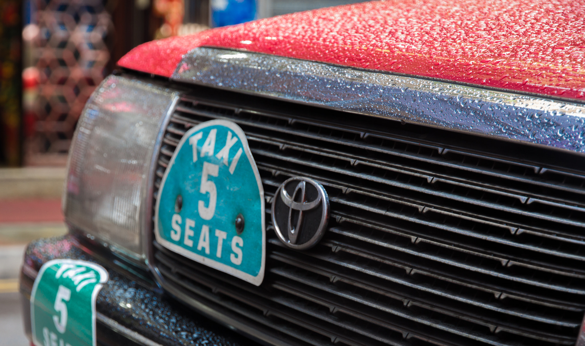 Canon EOS 650D (EOS Rebel T4i / EOS Kiss X6i) sample photo. A hong kong taxi photography