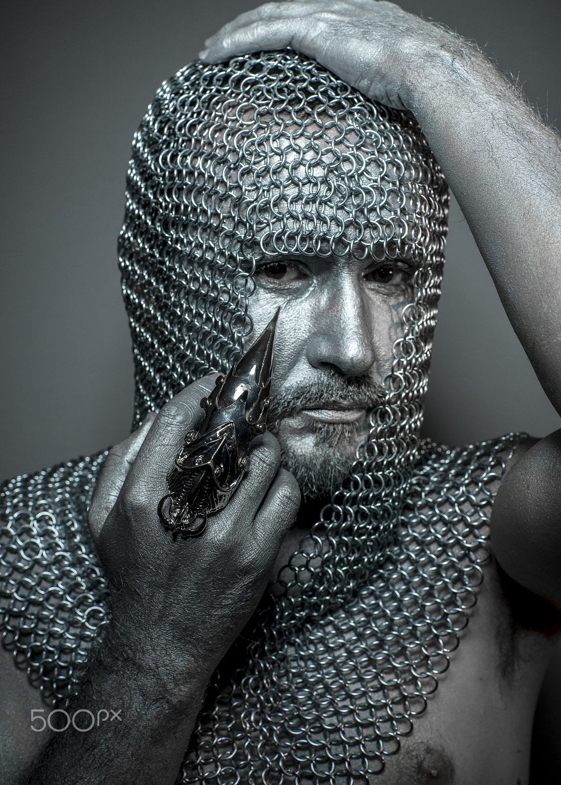 Sony a7 + Sony DT 50mm F1.8 SAM sample photo. Murder, medieval executioner mesh iron rings on the head photography
