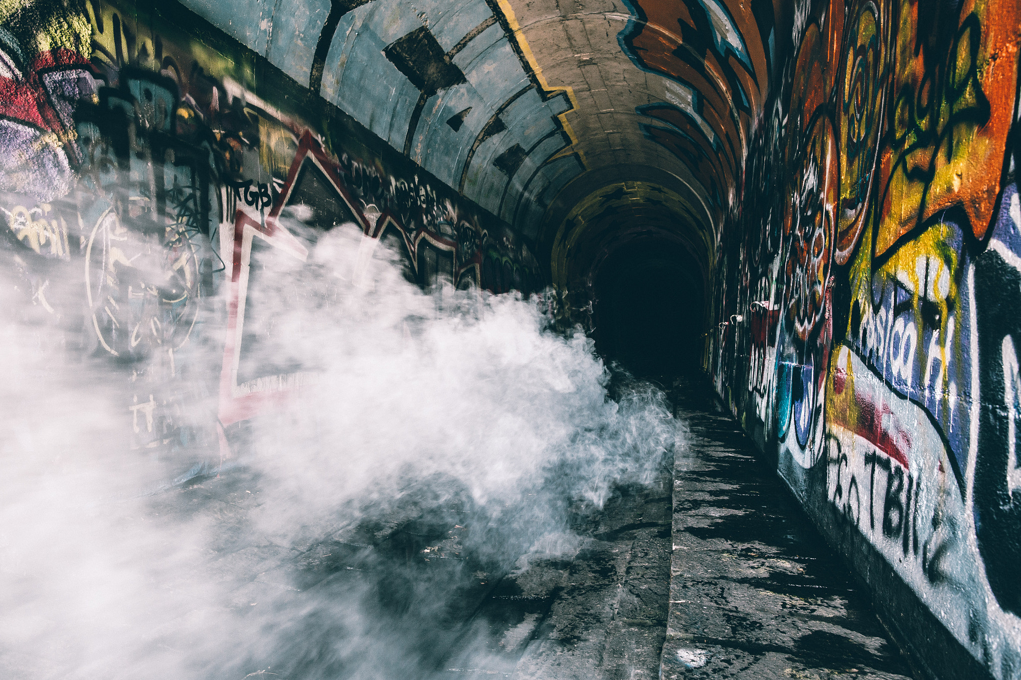Canon EF 24mm F1.4L II USM sample photo. The underground photography
