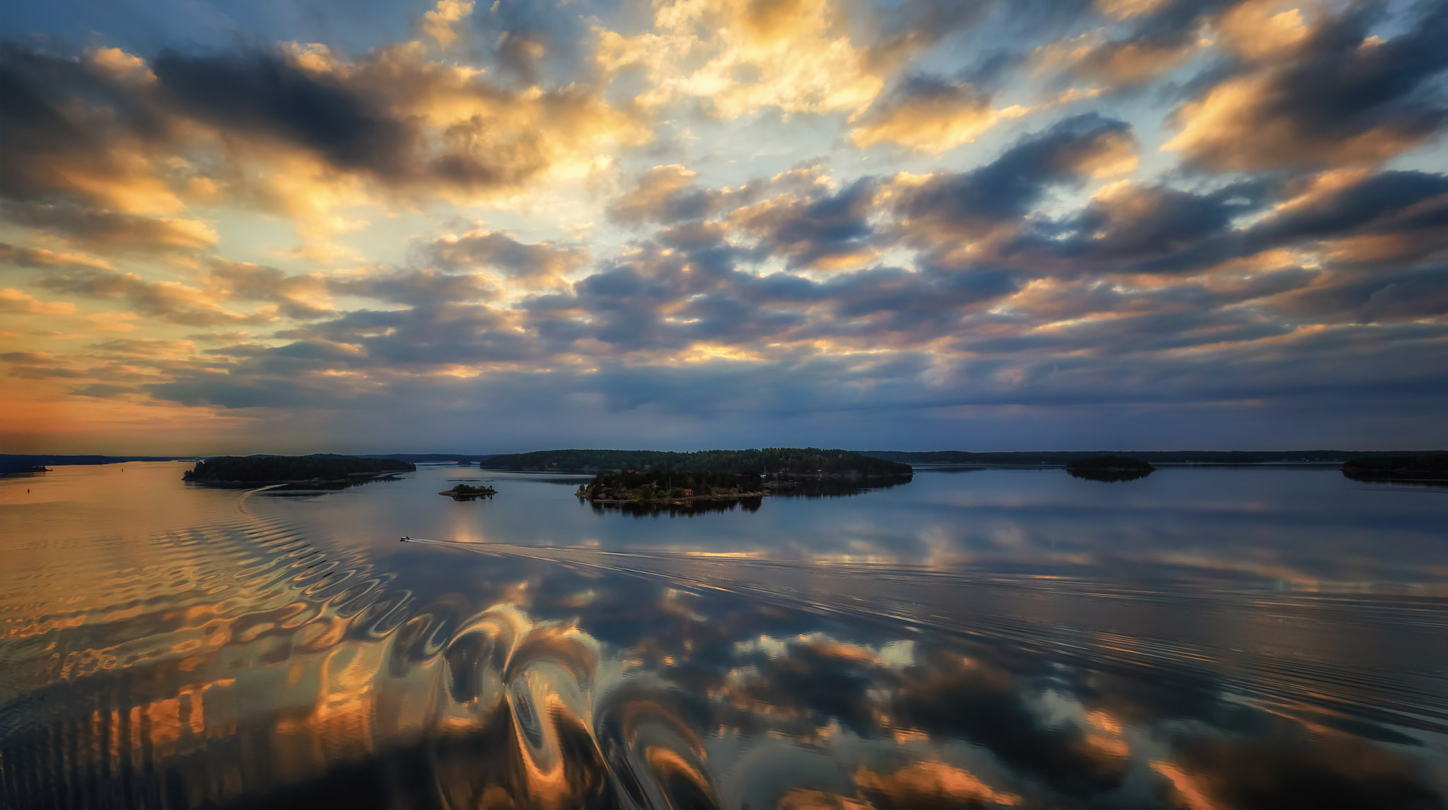 Olympus M.Zuiko Digital ED 7-14mm F2.8 PRO sample photo. Skerries at sunrise photography