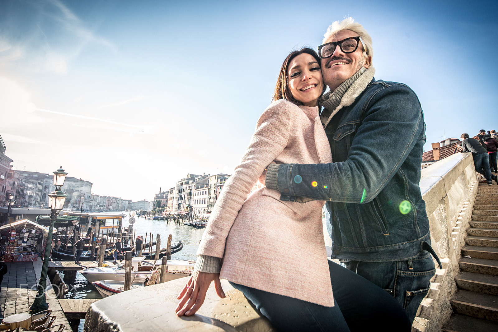 Nikon D610 + Sigma 12-24mm F4.5-5.6 II DG HSM sample photo. Couple in venice photography