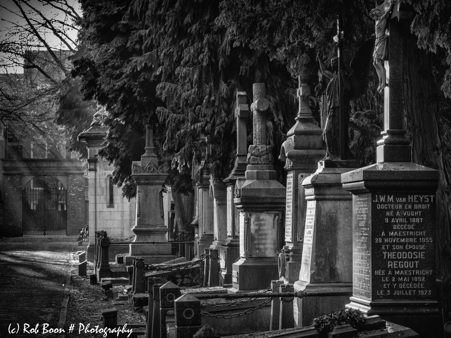 Canon EOS 5DS sample photo. Cemetery tongerseweg @ maastricht 9 photography