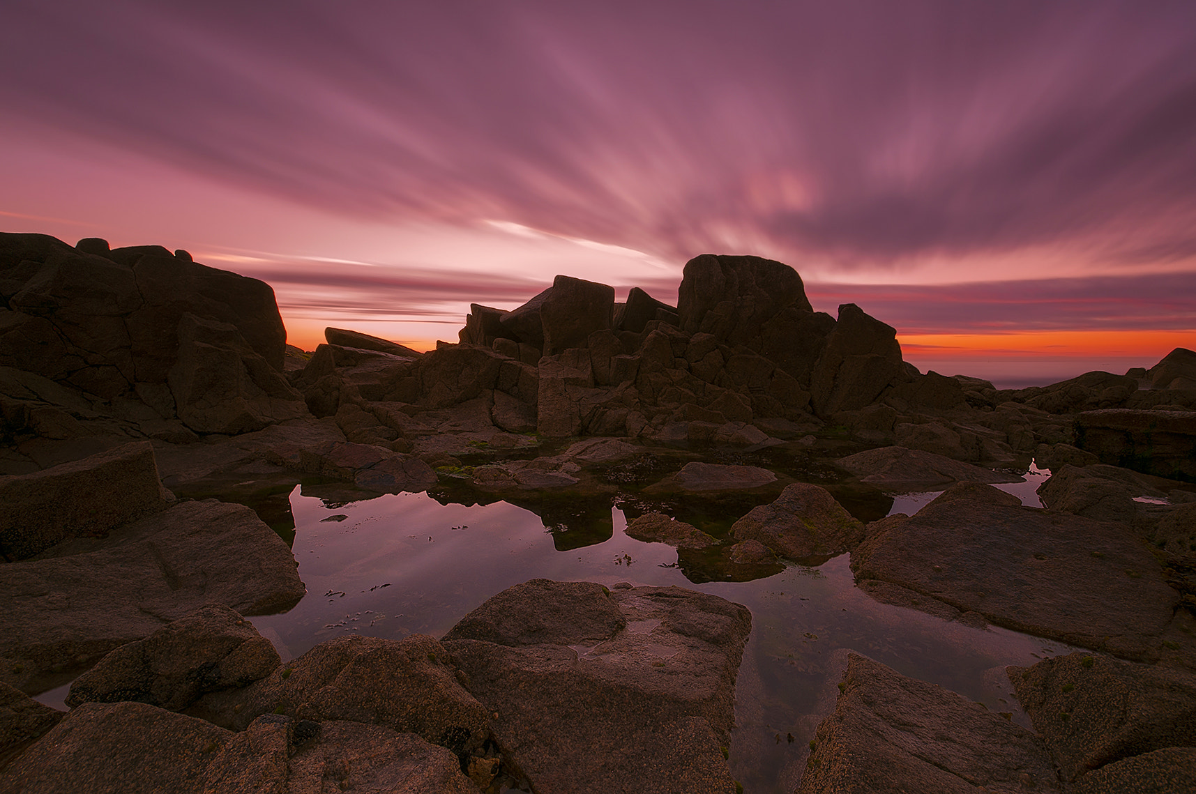 Sigma 10-20mm F4-5.6 EX DC HSM sample photo. My little world photography