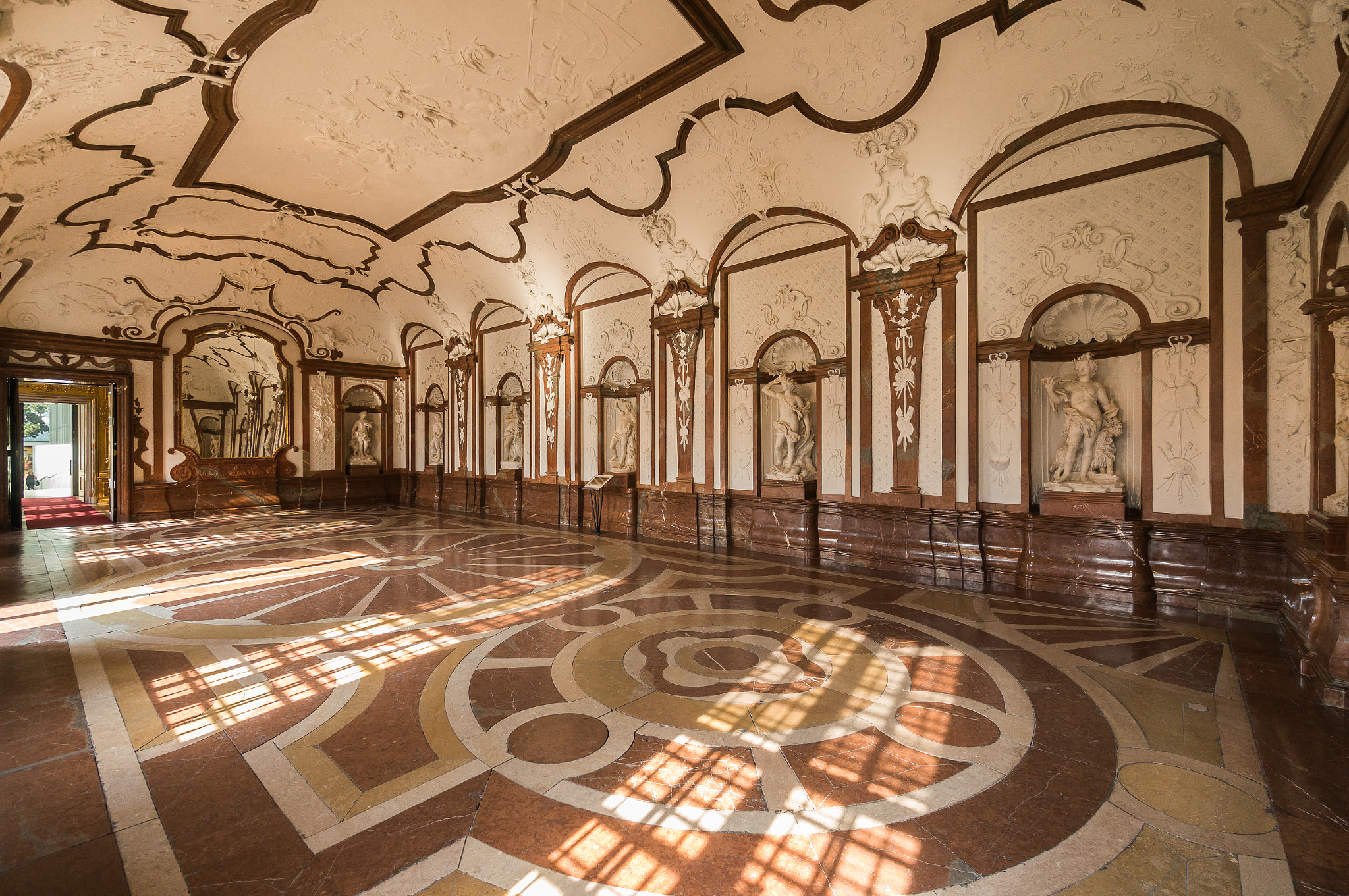Sony Alpha NEX-6 + Sony E 10-18mm F4 OSS sample photo. Marmorgalerie photography