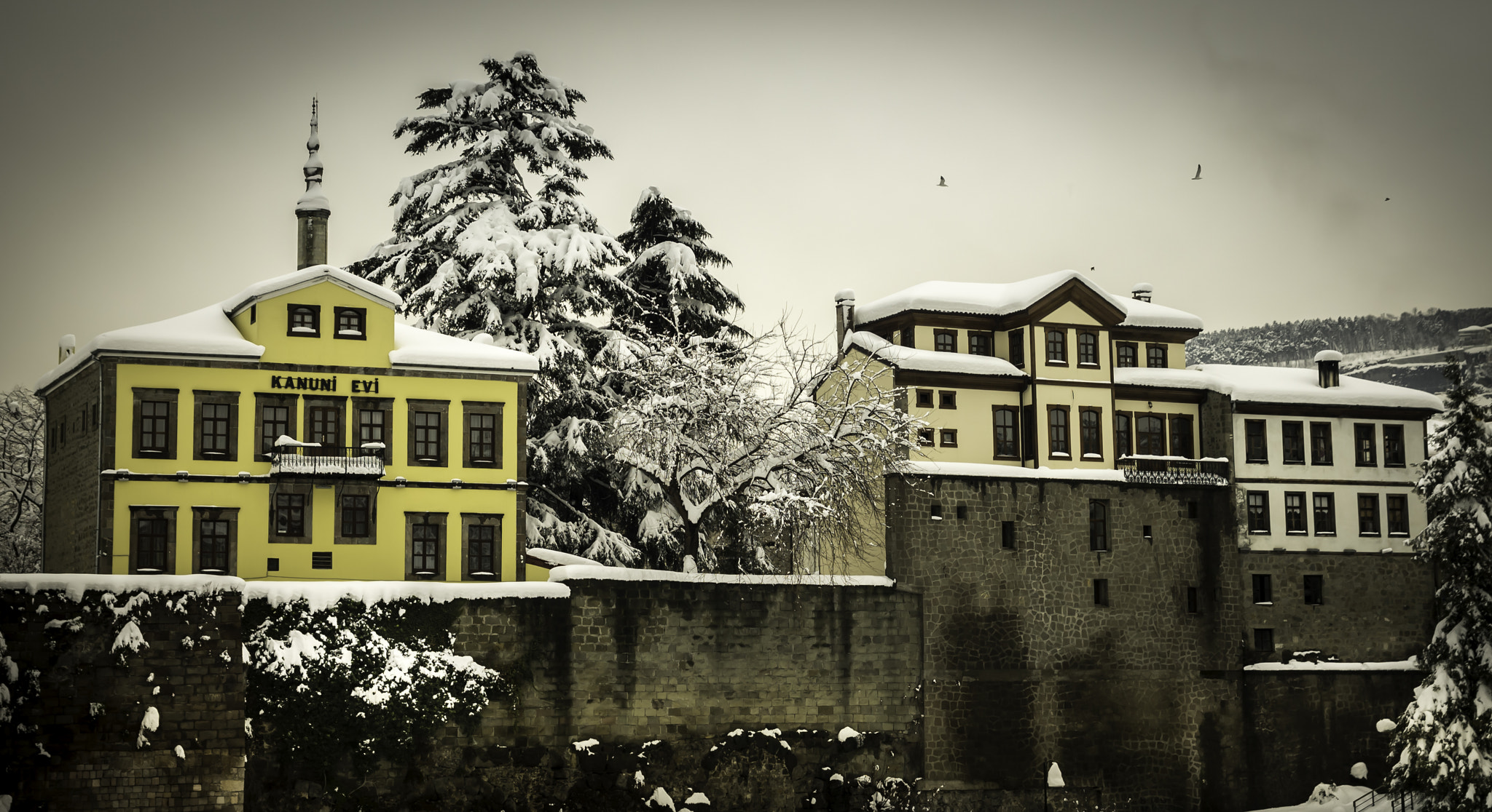 Tamron SP AF 17-50mm F2.8 XR Di II LD Aspherical (IF) sample photo. Snow in trabzon photography