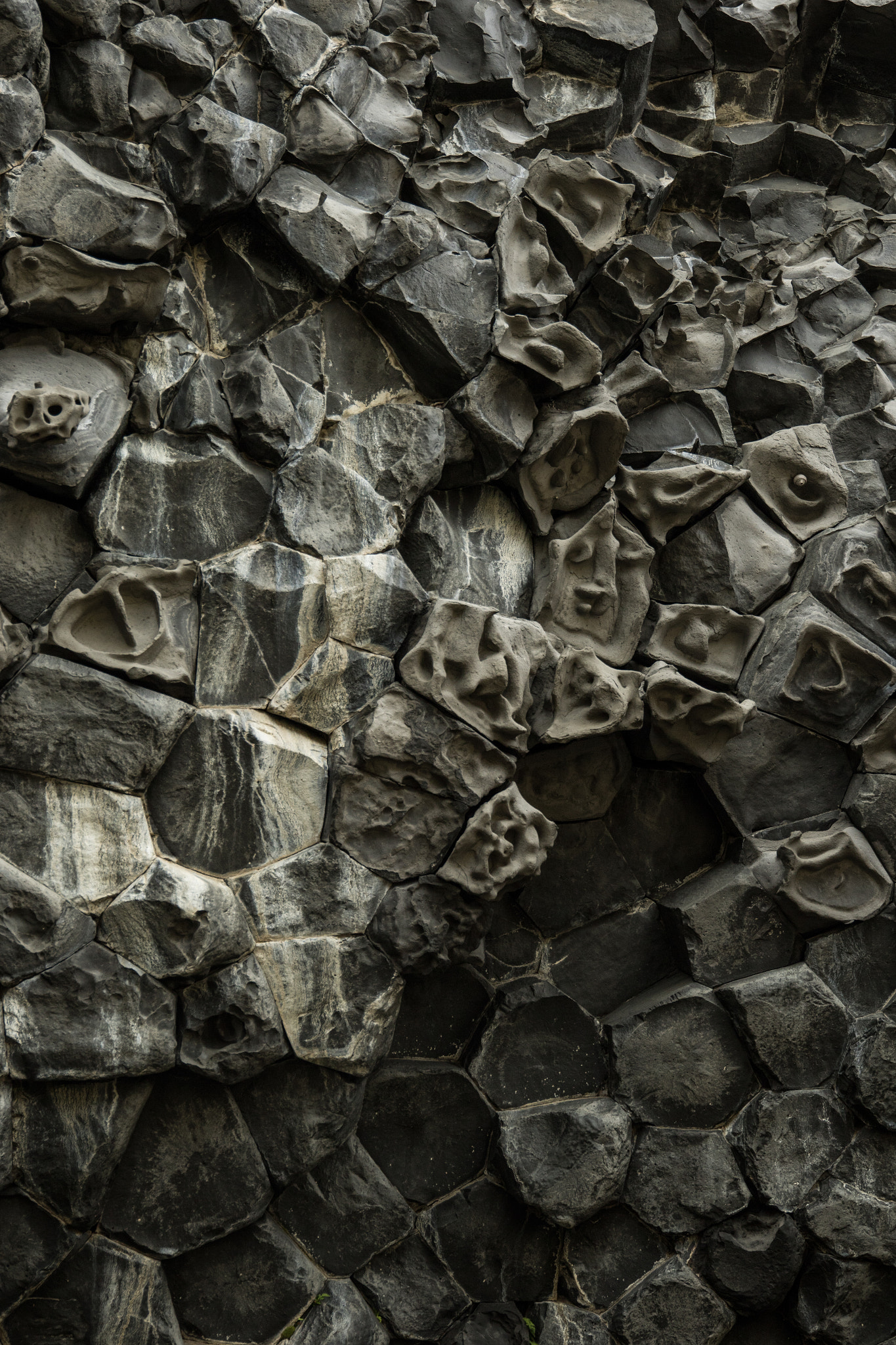Sigma 24-105mm f/4 DG OS HSM | A sample photo. Stones iceland photography