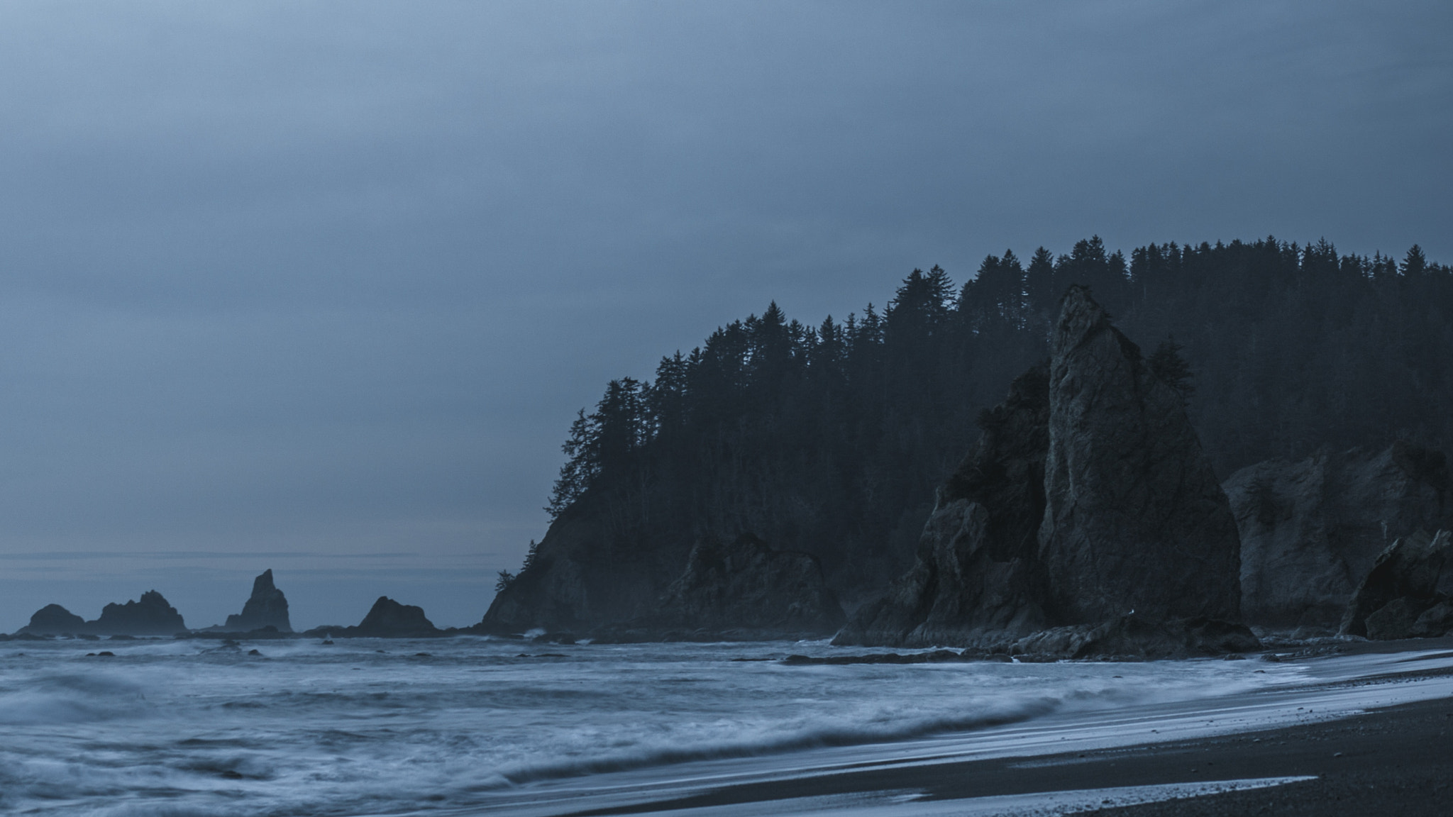 Canon EOS 6D + EF75-300mm f/4-5.6 sample photo. Blue hour after sunset at rialto beach photography