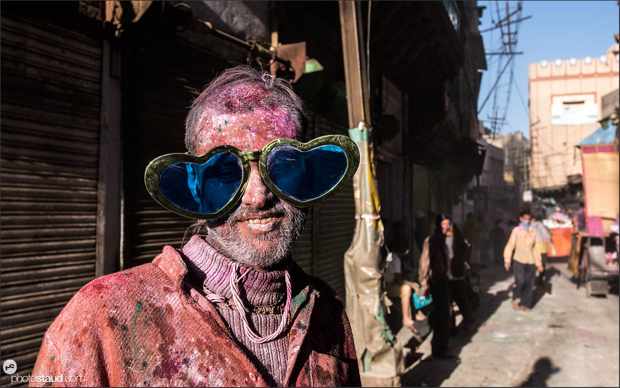 Nikon AF-S Nikkor 17-35mm F2.8D ED-IF sample photo. Streets of vrindavan during holi festival, india photography