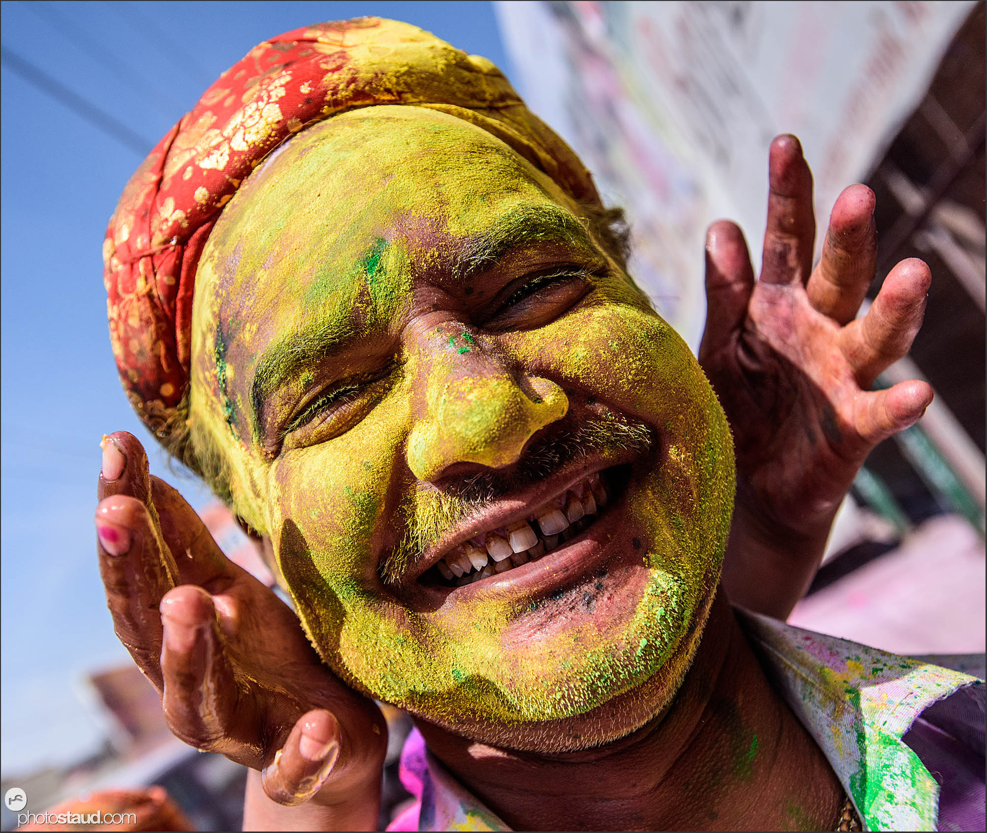 Nikon AF-S Nikkor 17-35mm F2.8D ED-IF sample photo. Streets of vrindavan during holi festival, india photography