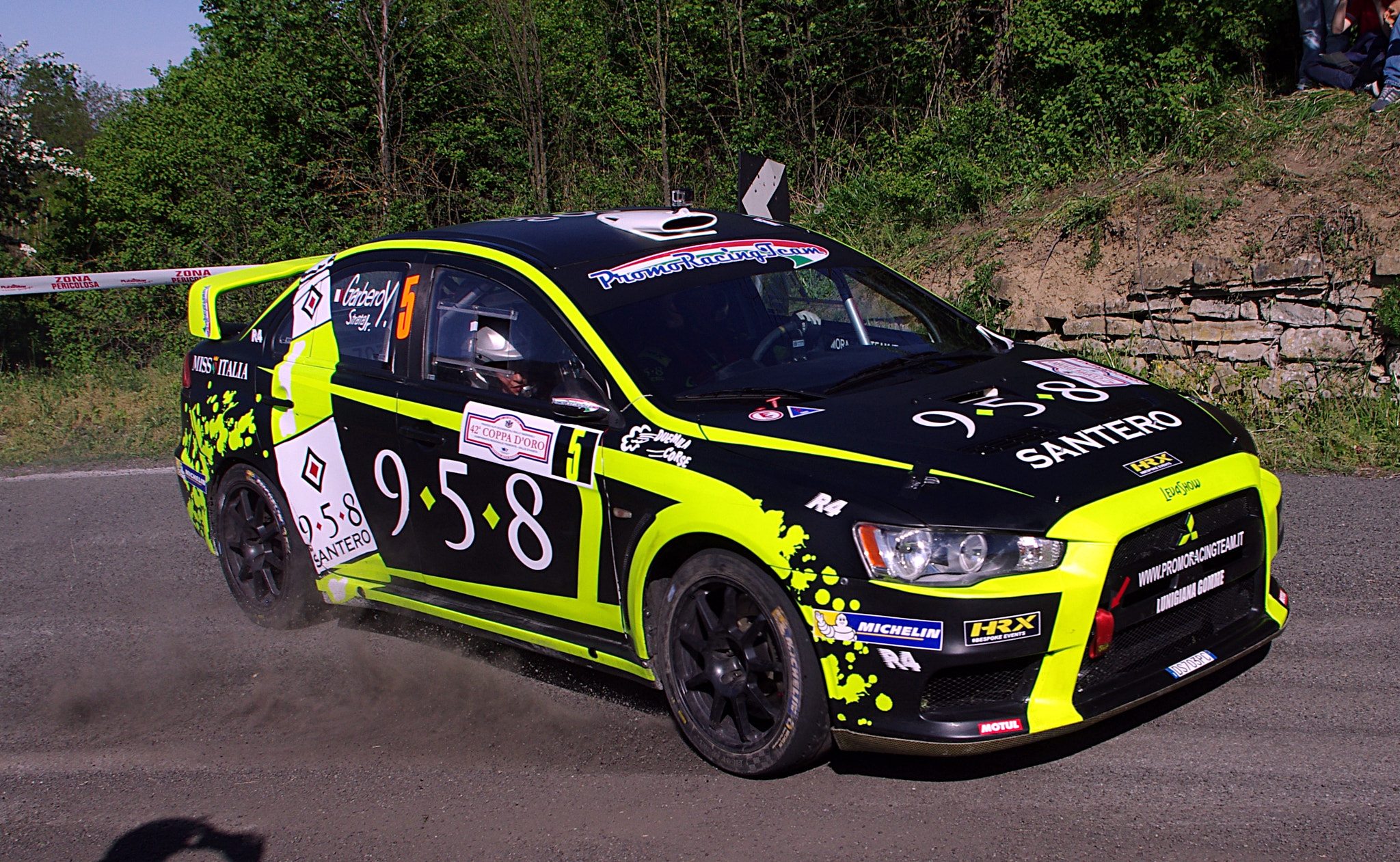 Pentax smc DA 18-55mm F3.5-5.6 AL WR sample photo. Mitsubishi lancer evo x photography