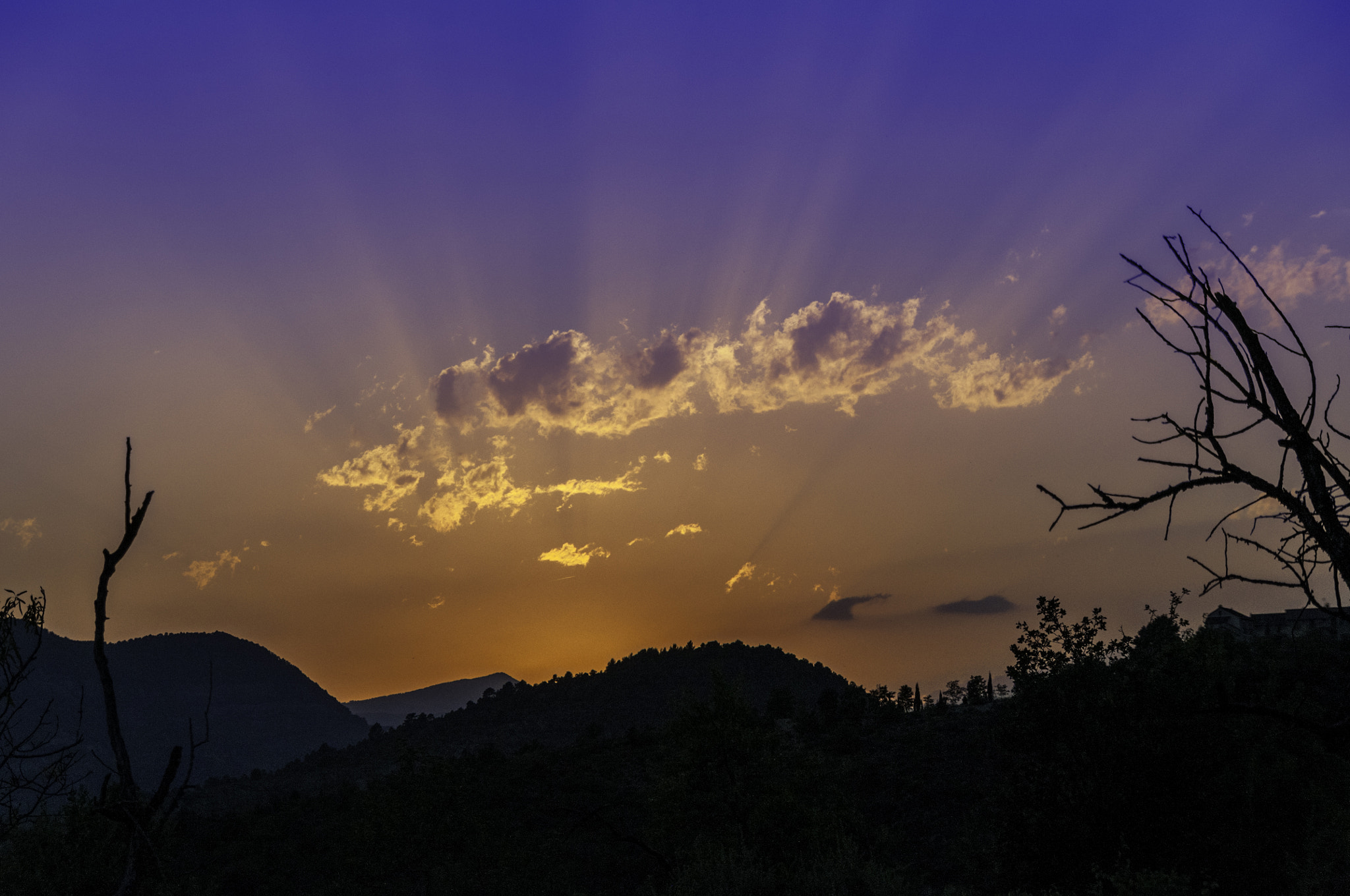 Sigma 18-200mm F3.5-6.3 DC OS HSM sample photo. Sunset. coscojuela de sobrarbe. huesca, spain. photography