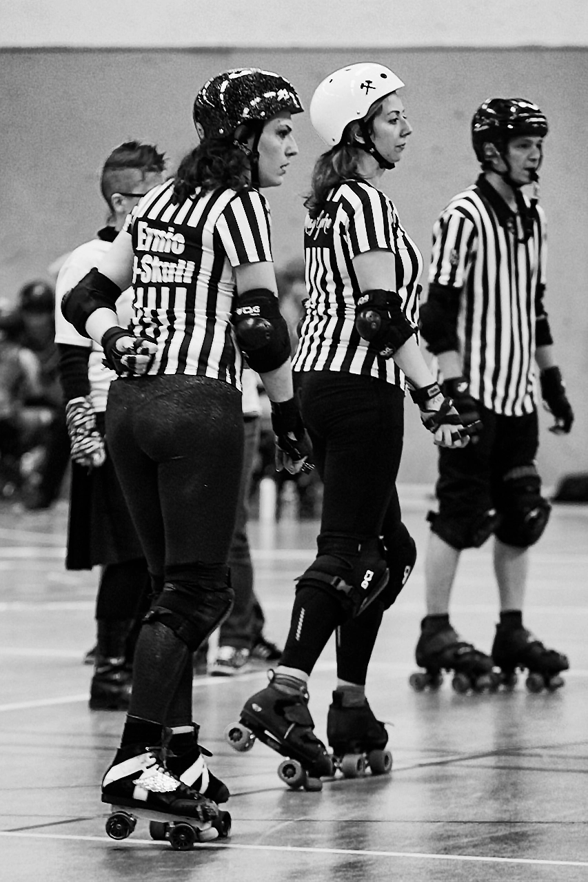Canon EF 70-200mm F2.8L IS USM sample photo. Roller derby photography