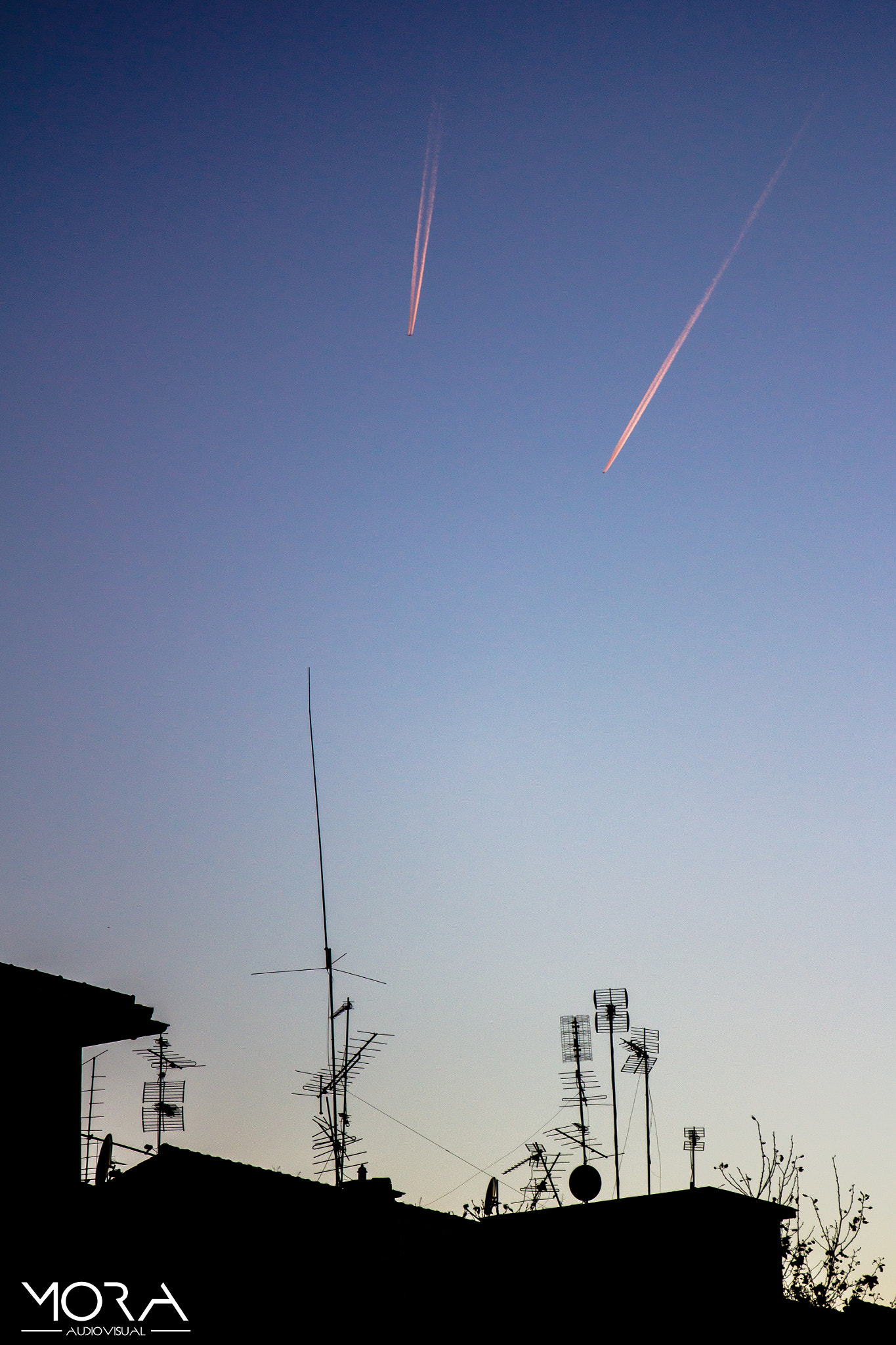 Canon EF 24-70mm F4L IS USM sample photo. Antenas photography
