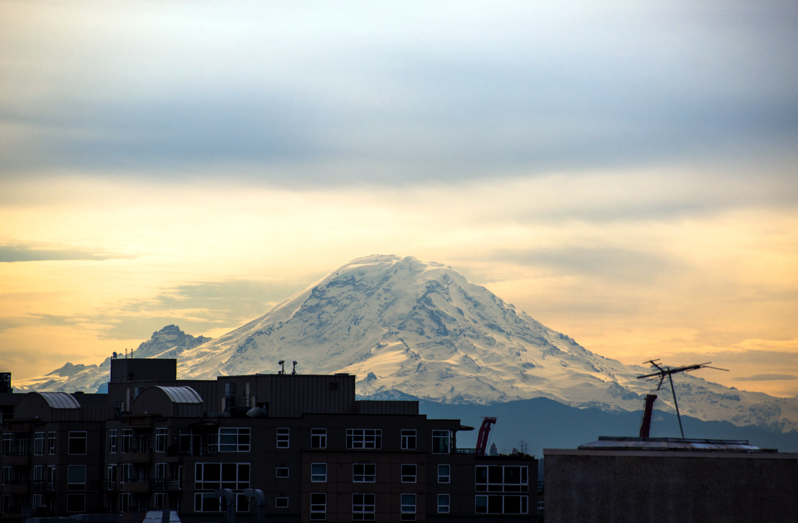 Nikon D800 sample photo. Winter rainier photography