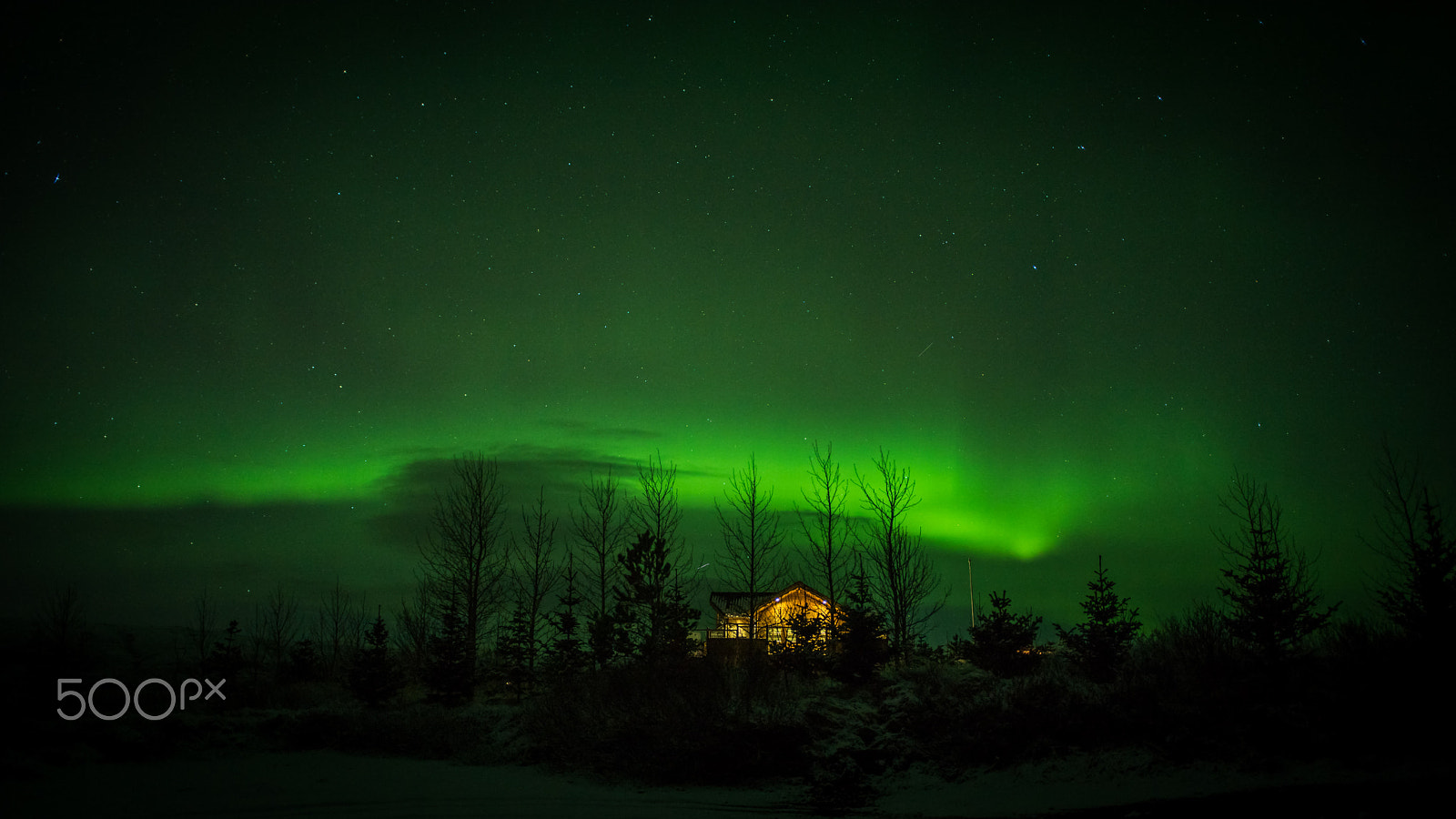 Nikon D810 + Sigma 24mm F2.8 Super Wide II Macro sample photo. Northern lights, iceland photography