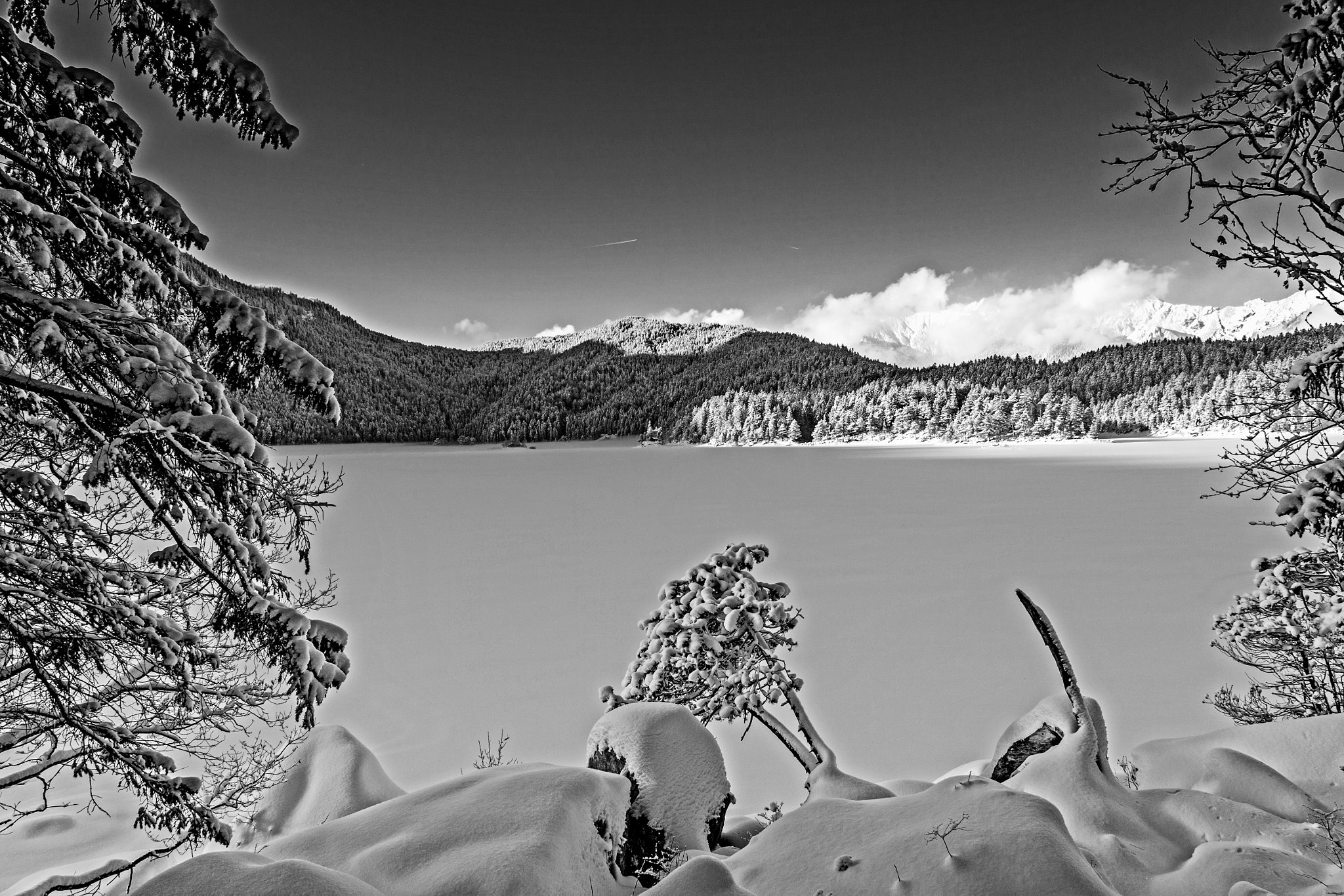 Nikon D4 sample photo. Eibsee im winter photography