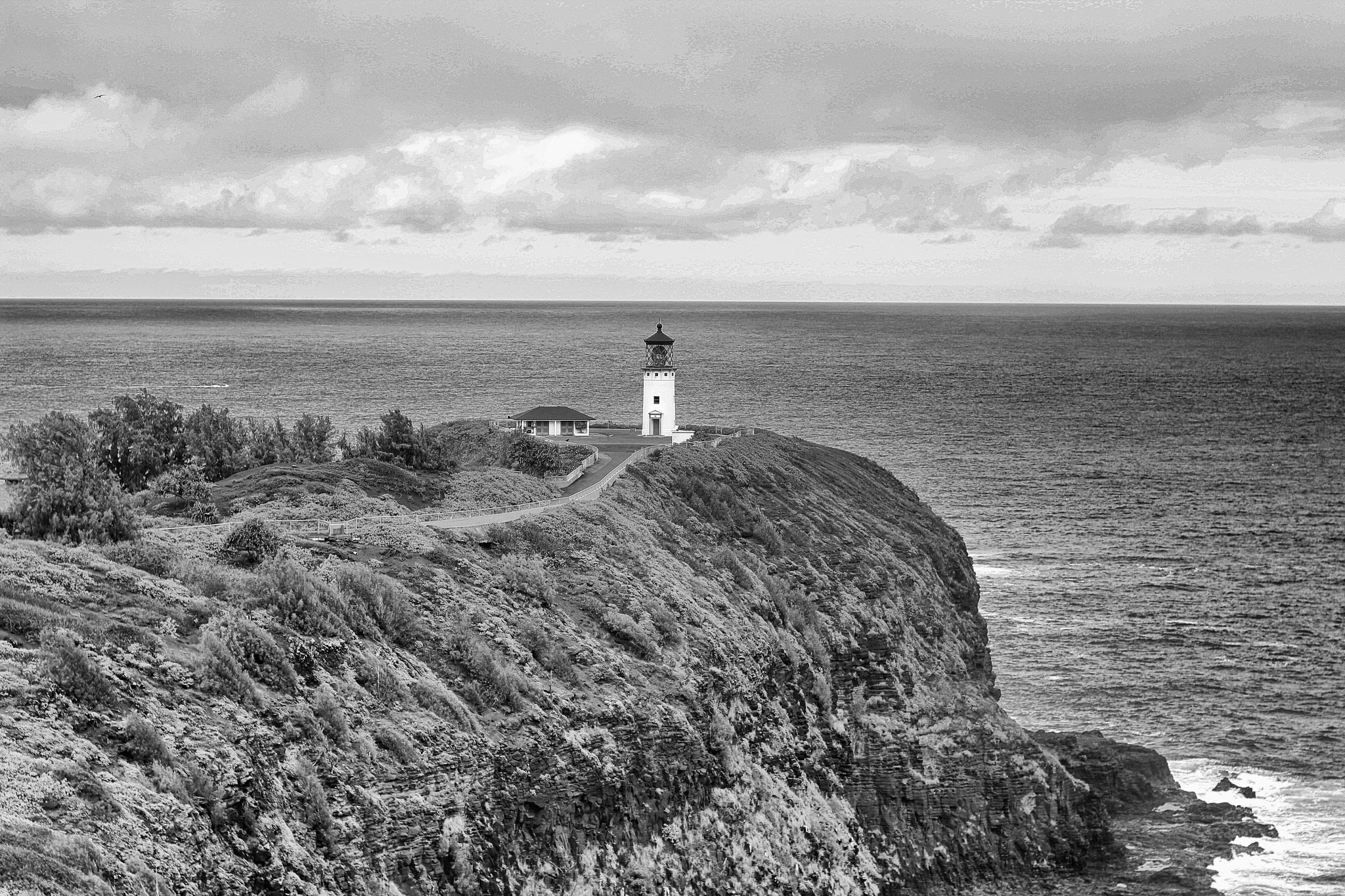 Canon EOS 600D (Rebel EOS T3i / EOS Kiss X5) + Canon EF 50mm F1.8 II sample photo. Kauai lighthouse photography