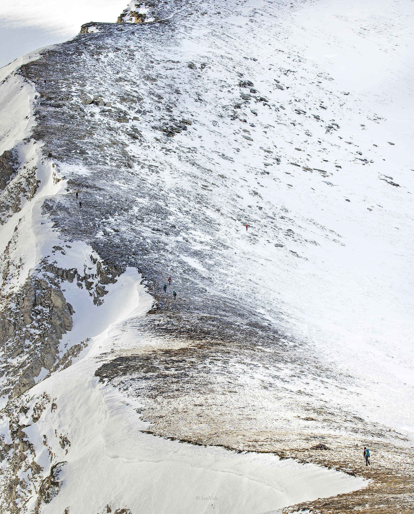 Nikon AF-S Nikkor 70-200mm F4G ED VR sample photo. Climbers photography