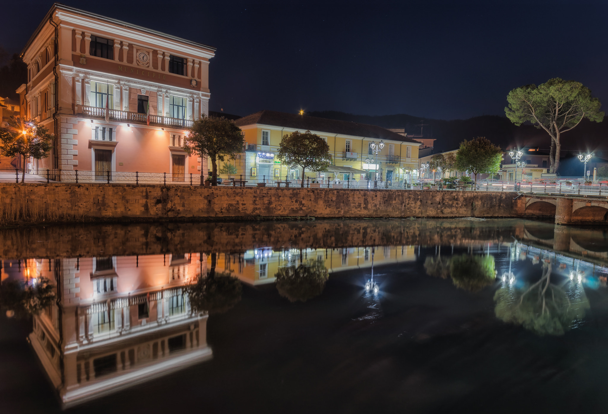 Samyang 14mm F2.8 ED AS IF UMC sample photo. Reflexes photography