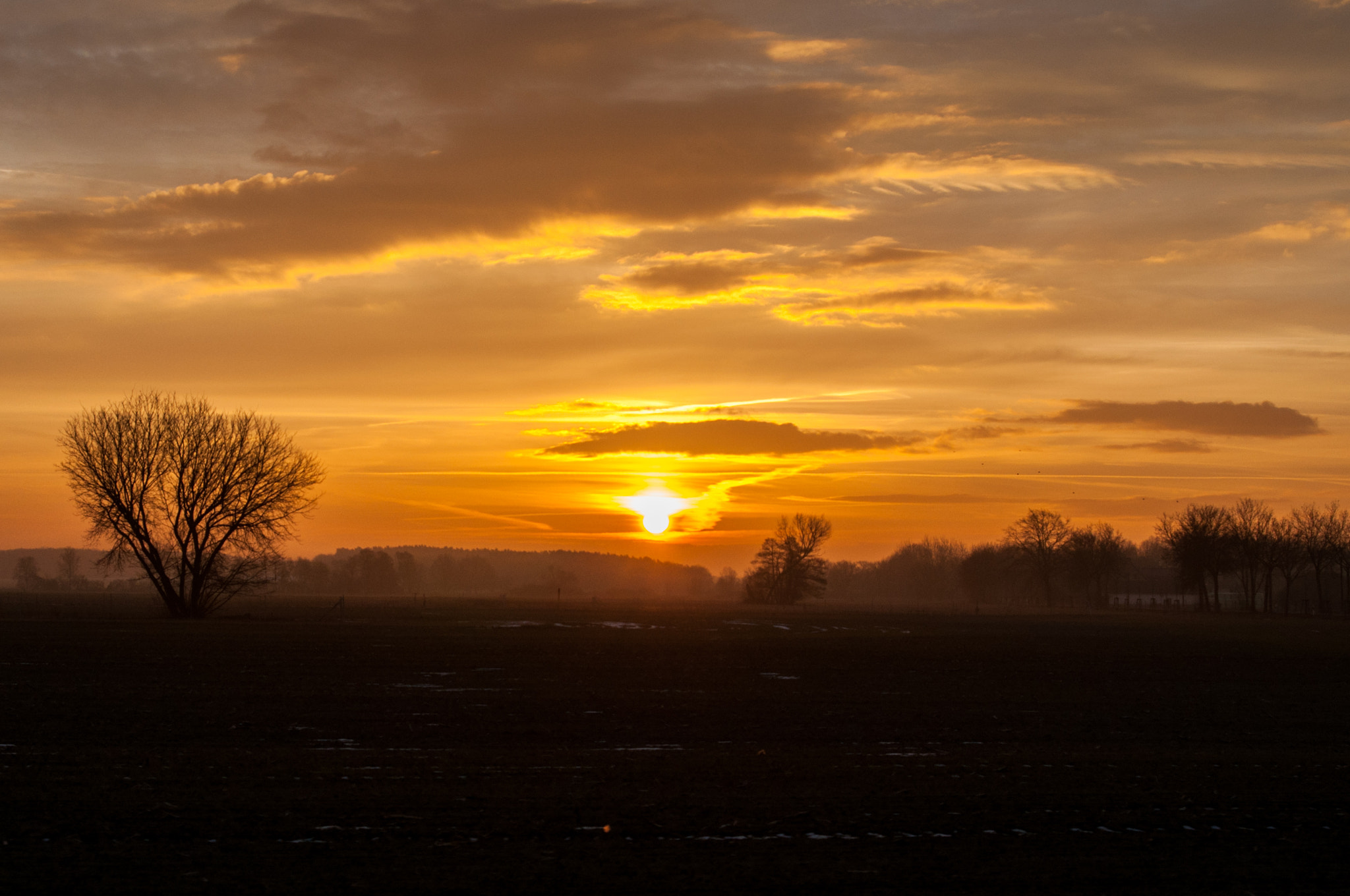 AF Zoom-Nikkor 28-80mm f/3.3-5.6G sample photo. Sunrise photography