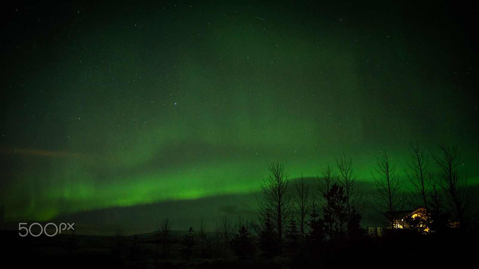 Nikon D810 + Sigma 24mm F2.8 Super Wide II Macro sample photo. Northern lights, iceland photography