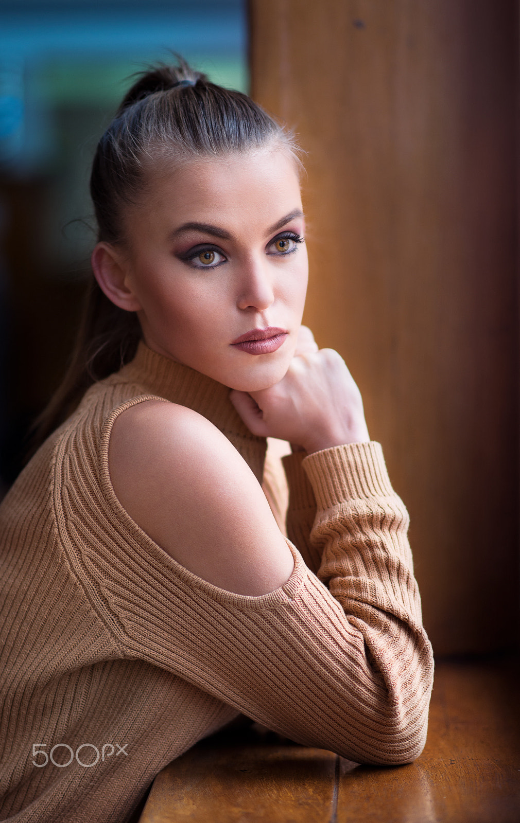 Nikon D800E + Nikon AF-S Nikkor 85mm F1.8G sample photo. Portrait of r photography