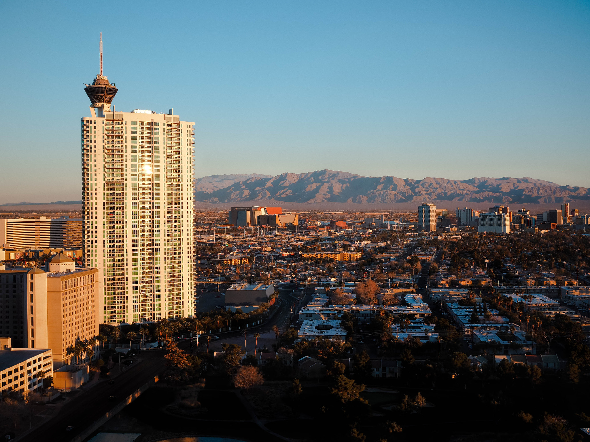 Olympus M.Zuiko Digital 25mm F1.8 sample photo. Sunrise in las vegas photography