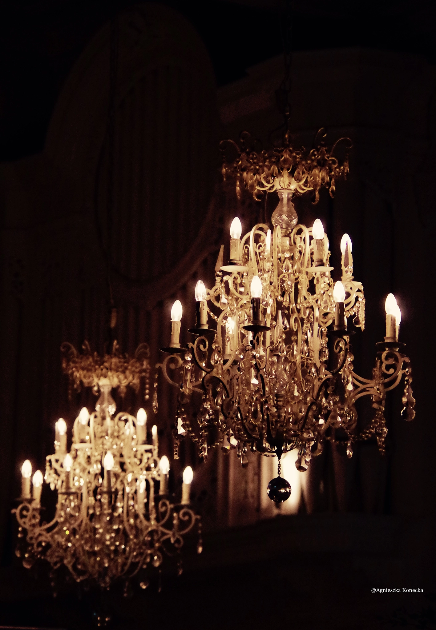 HD Pentax DA 55-300mm F4.0-5.8 ED WR sample photo. Chandeliers photography