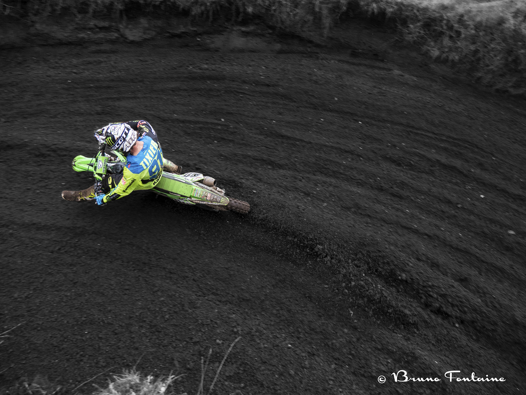 Panasonic Lumix DMC-GH4 sample photo. Motocross photography