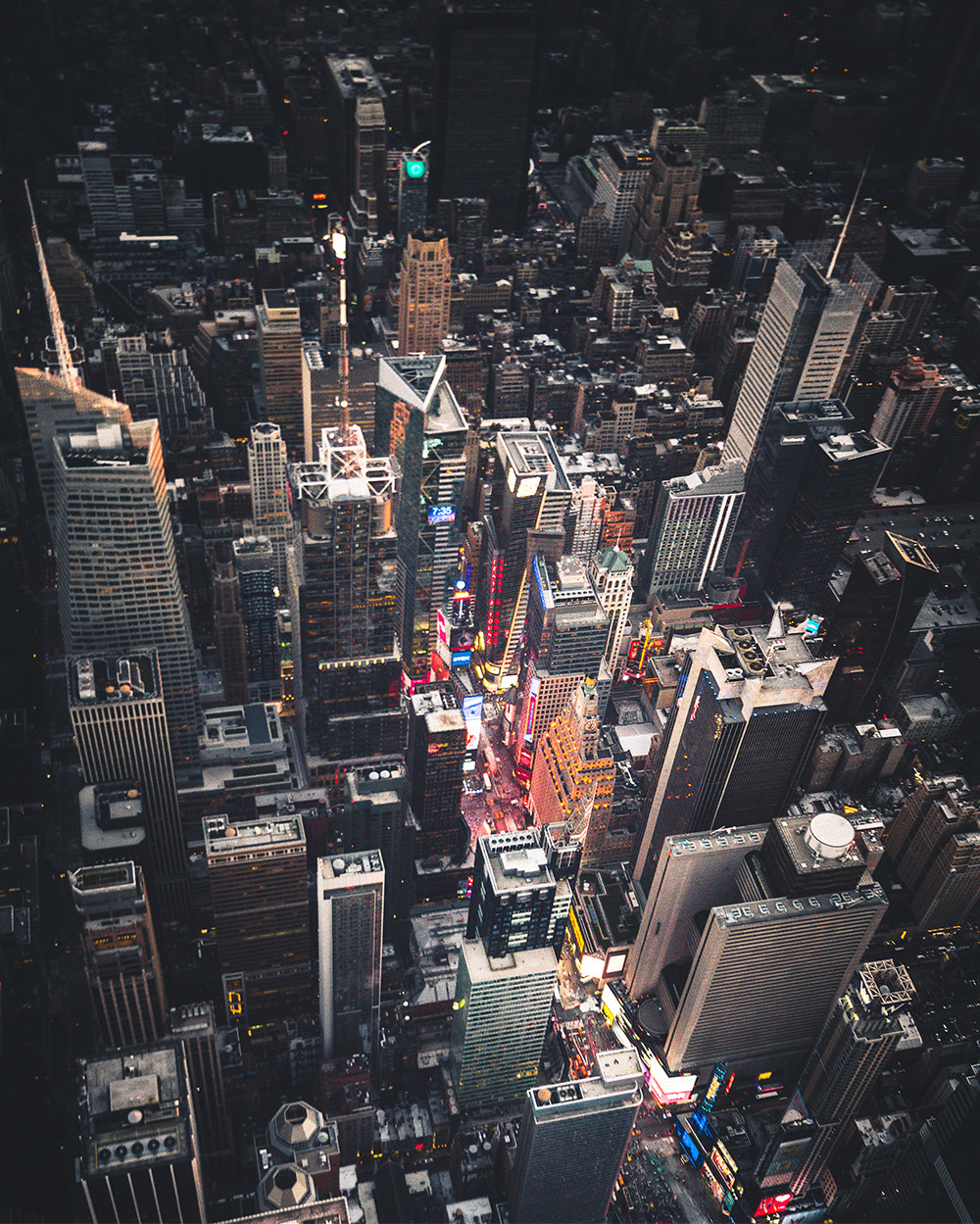 Sony a6300 + Sony E 10-18mm F4 OSS sample photo. Times square aerial view photography