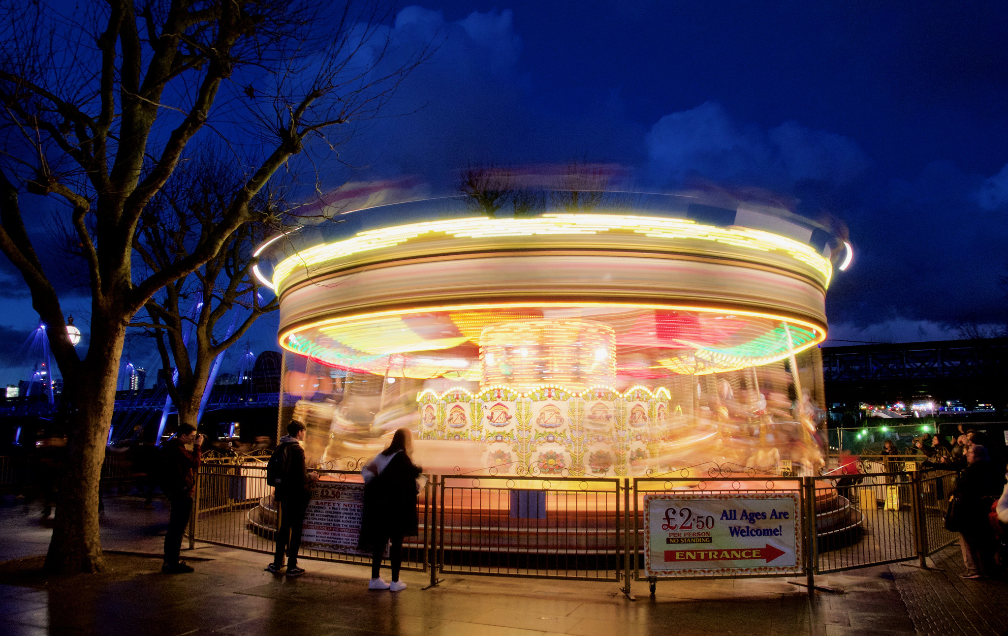 Panasonic Lumix DMC-G85 (Lumix DMC-G80) sample photo. Carousel photography