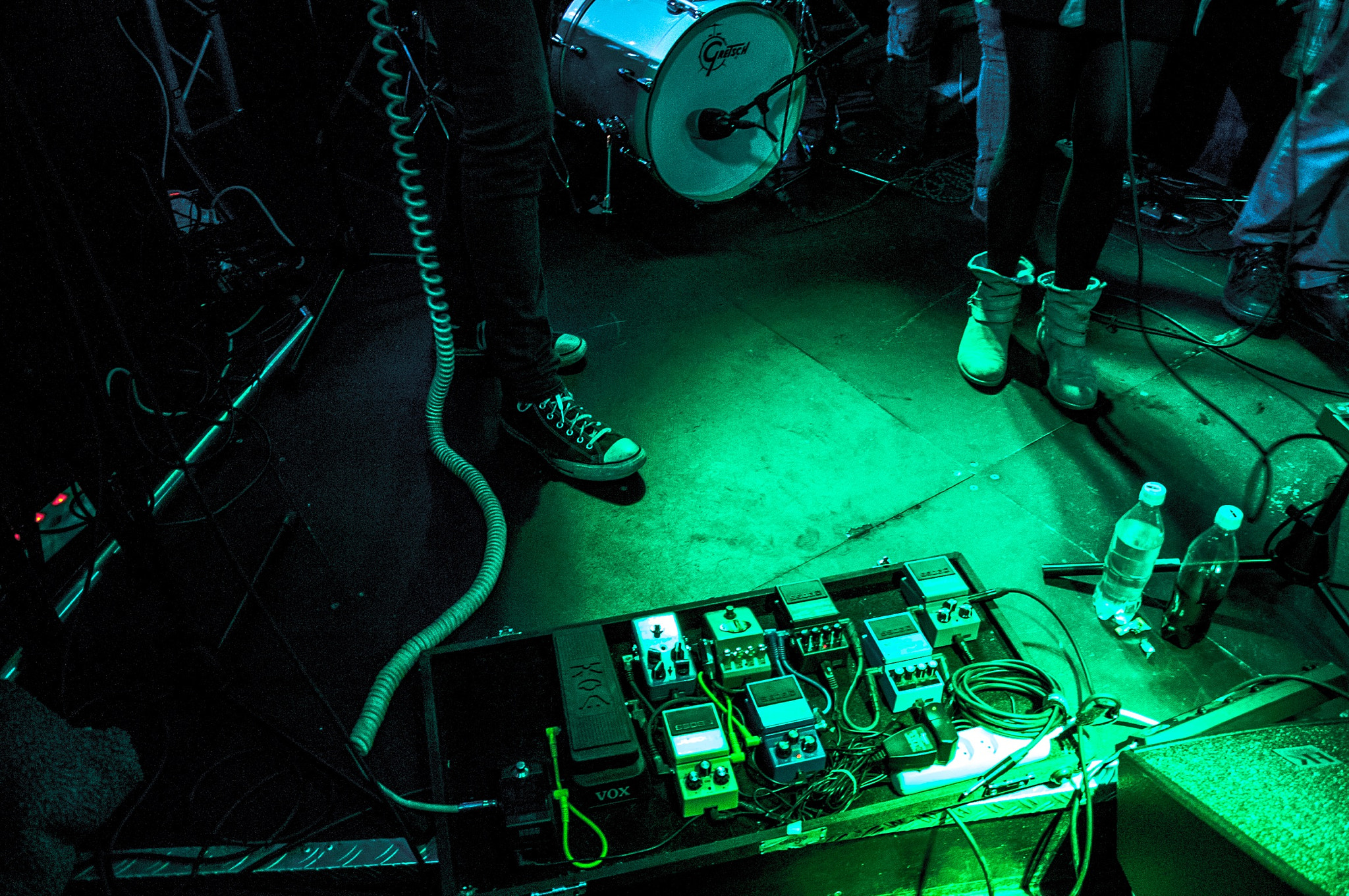 Nikon D3 sample photo. Catch the cat concert photography