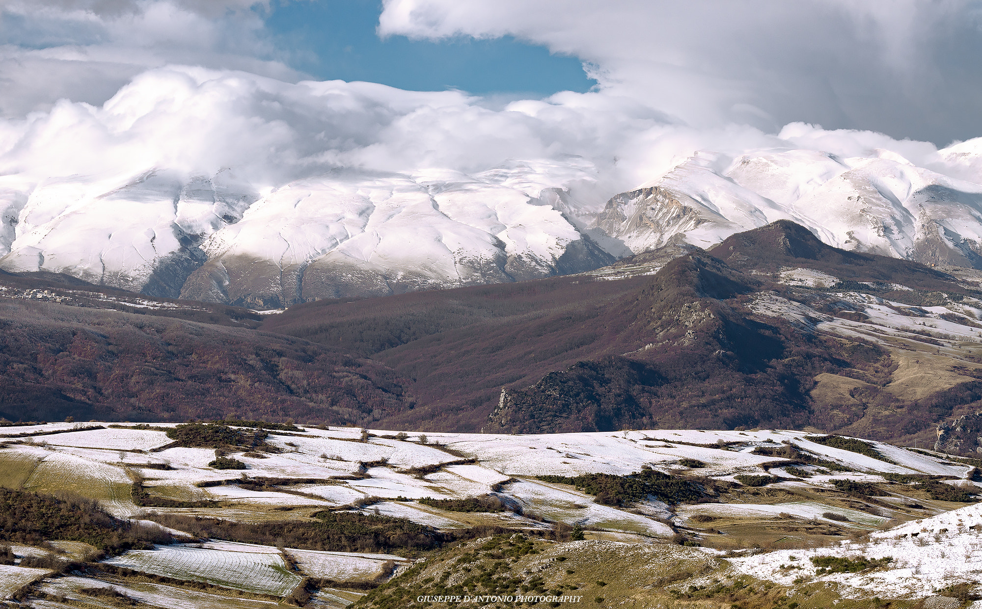 Nikon AF-S Nikkor 70-200mm F2.8G ED VR II sample photo. Abruzzo landscape - maiella national park photography