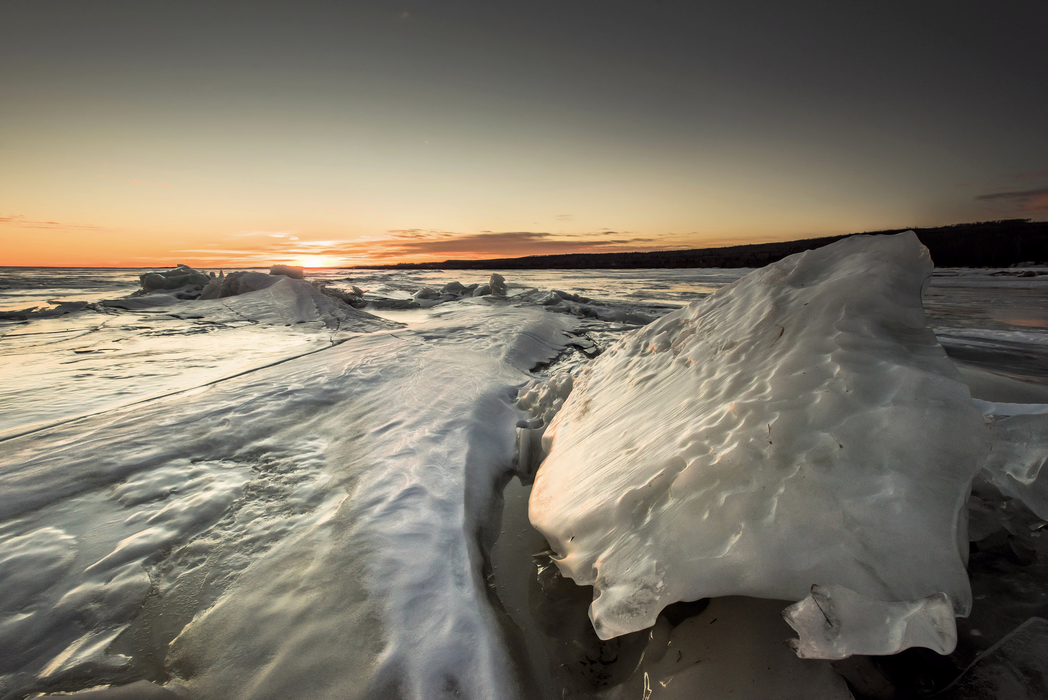 Nikon AF-S Nikkor 17-35mm F2.8D ED-IF sample photo. Mid-winter photography