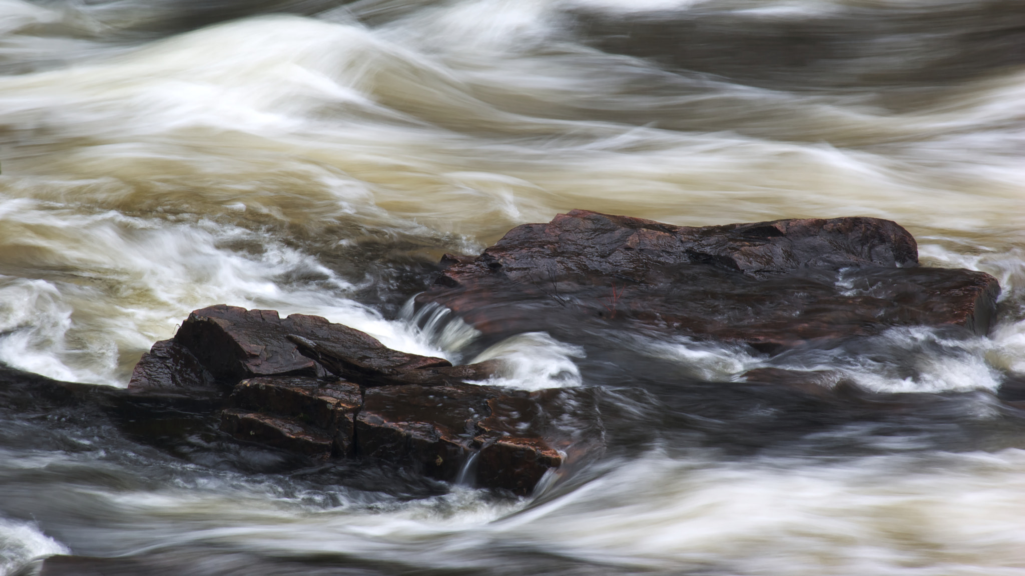 Pentax K10D + Sigma Lens (3 255) sample photo. Rapids (2011) photography