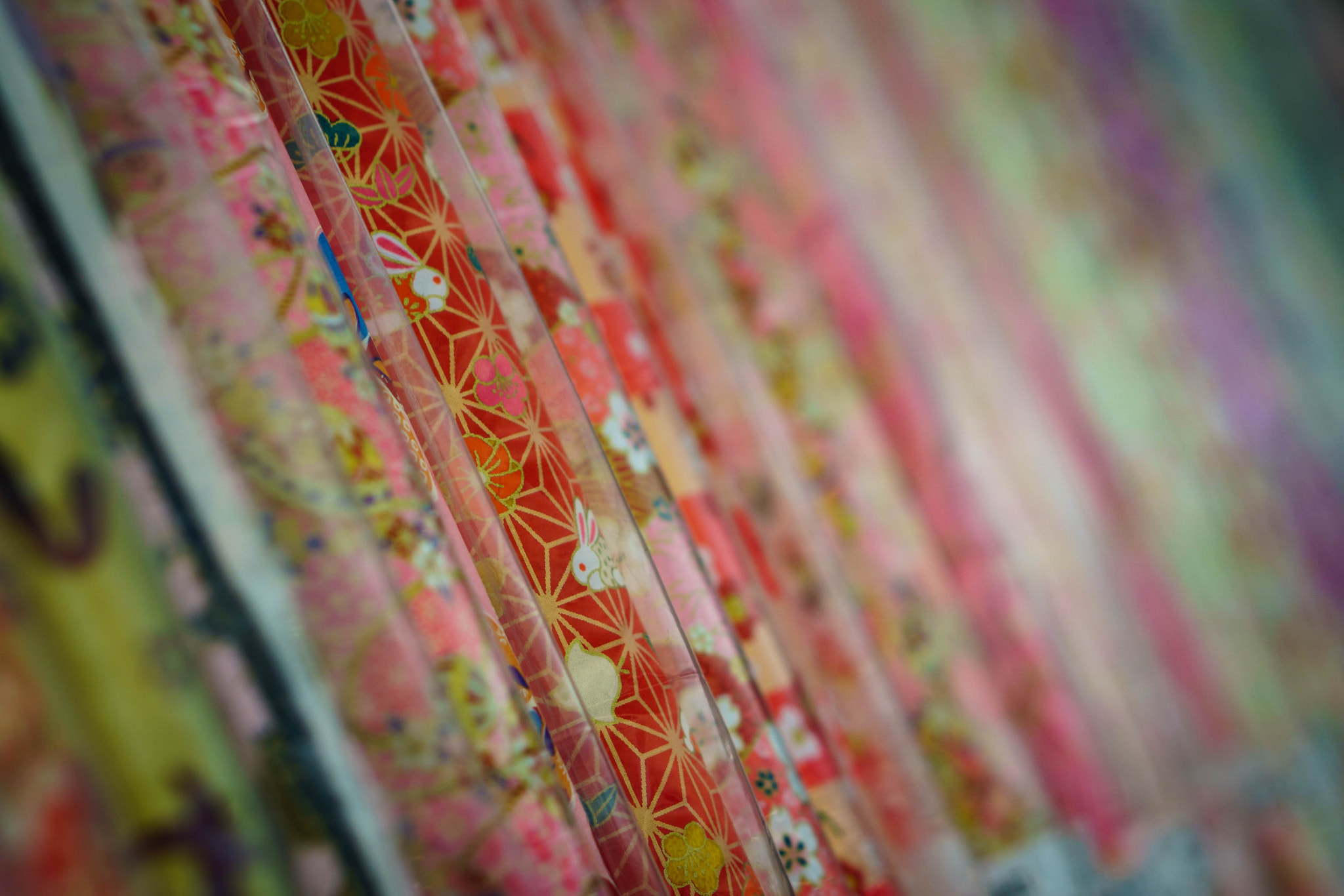 E 50mm F1.8 OSS sample photo. The right paper photography