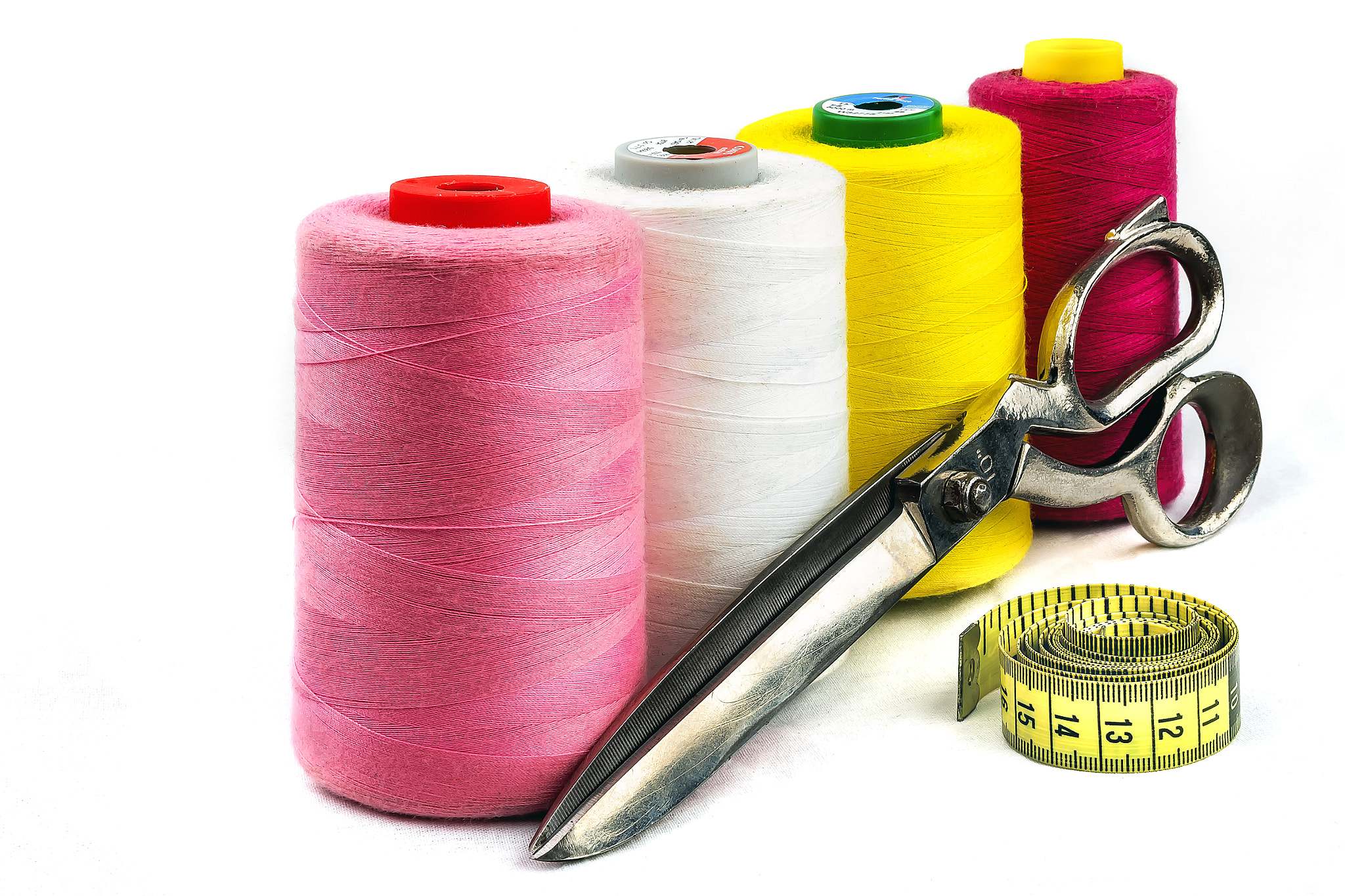 Sigma 17-50mm F2.8 EX DC HSM sample photo. Spools, scissors, meter photography