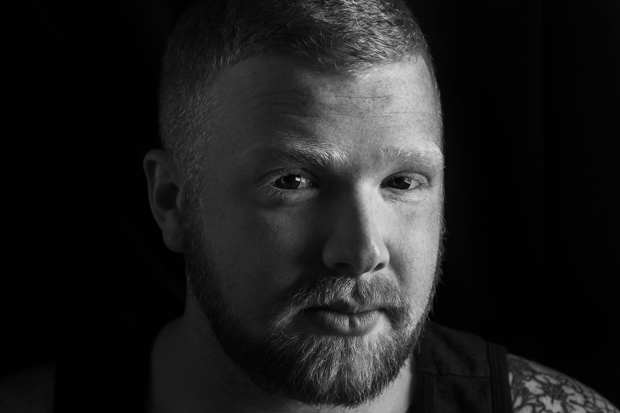 Canon EF-S 18-55mm F3.5-5.6 IS sample photo. Cody black and white photography