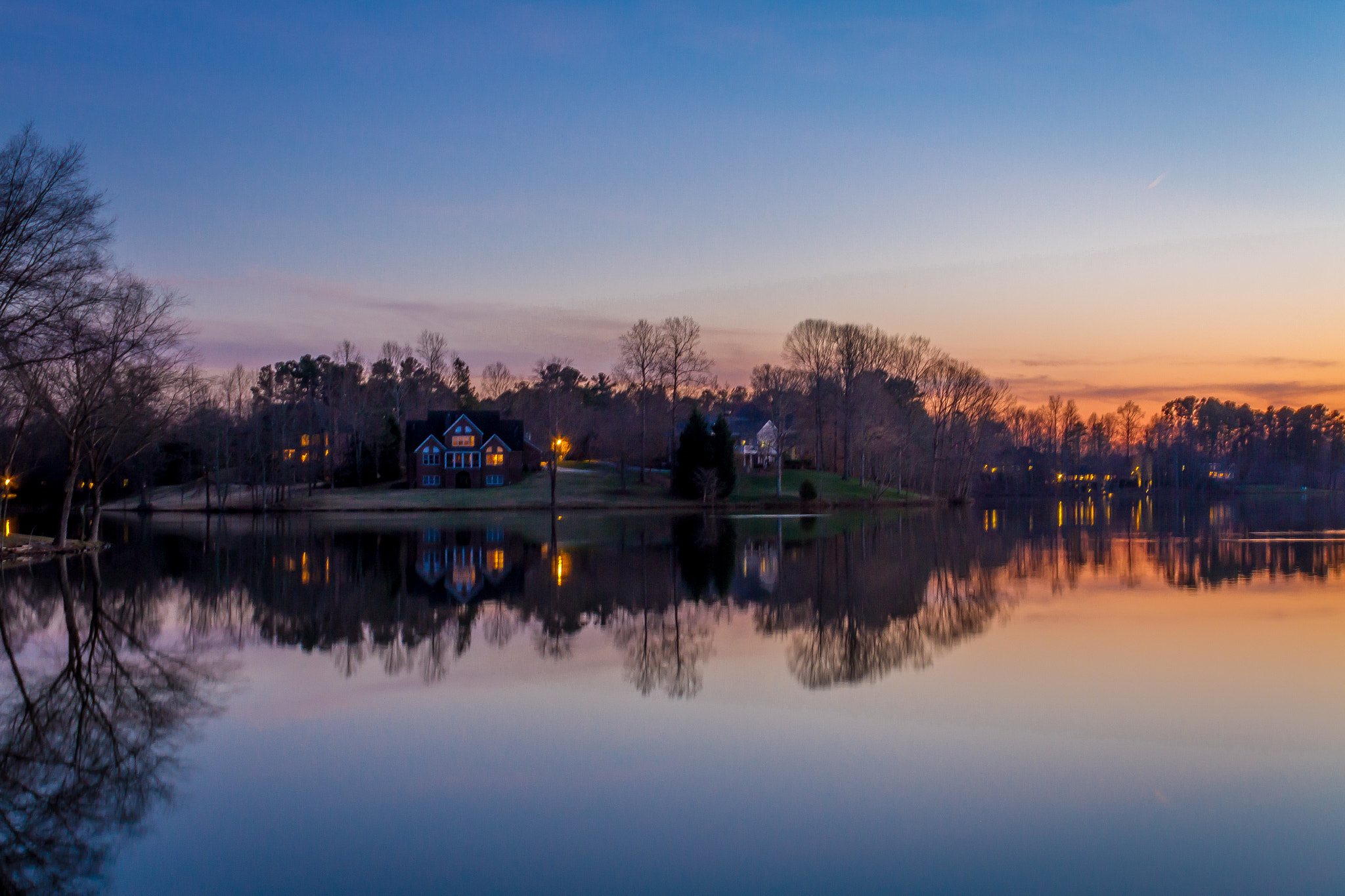 Canon EF-S 18-55mm F3.5-5.6 IS sample photo. Kannapolis lake at night 1 photography