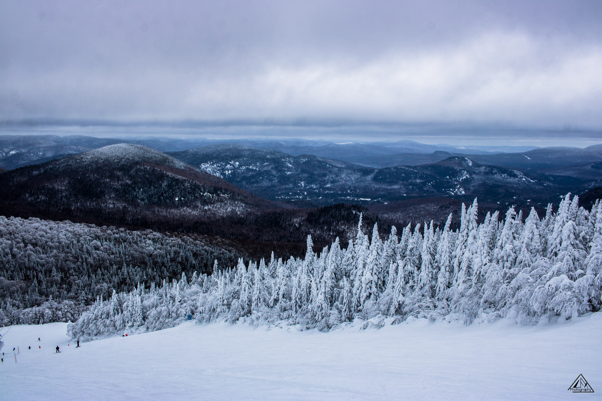 Canon EF-S 24mm F2.8 STM sample photo. Blue mountains photography