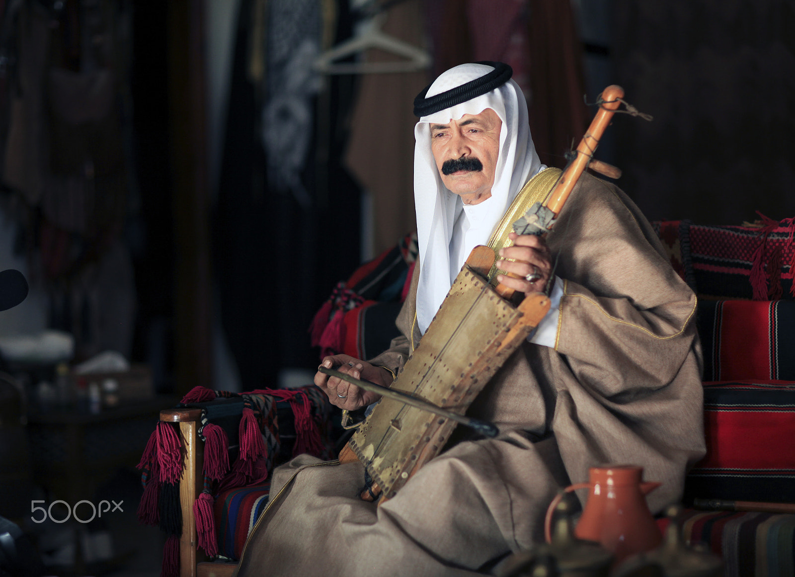 Canon EF 85mm F1.2 sample photo. عازف الربابة photography