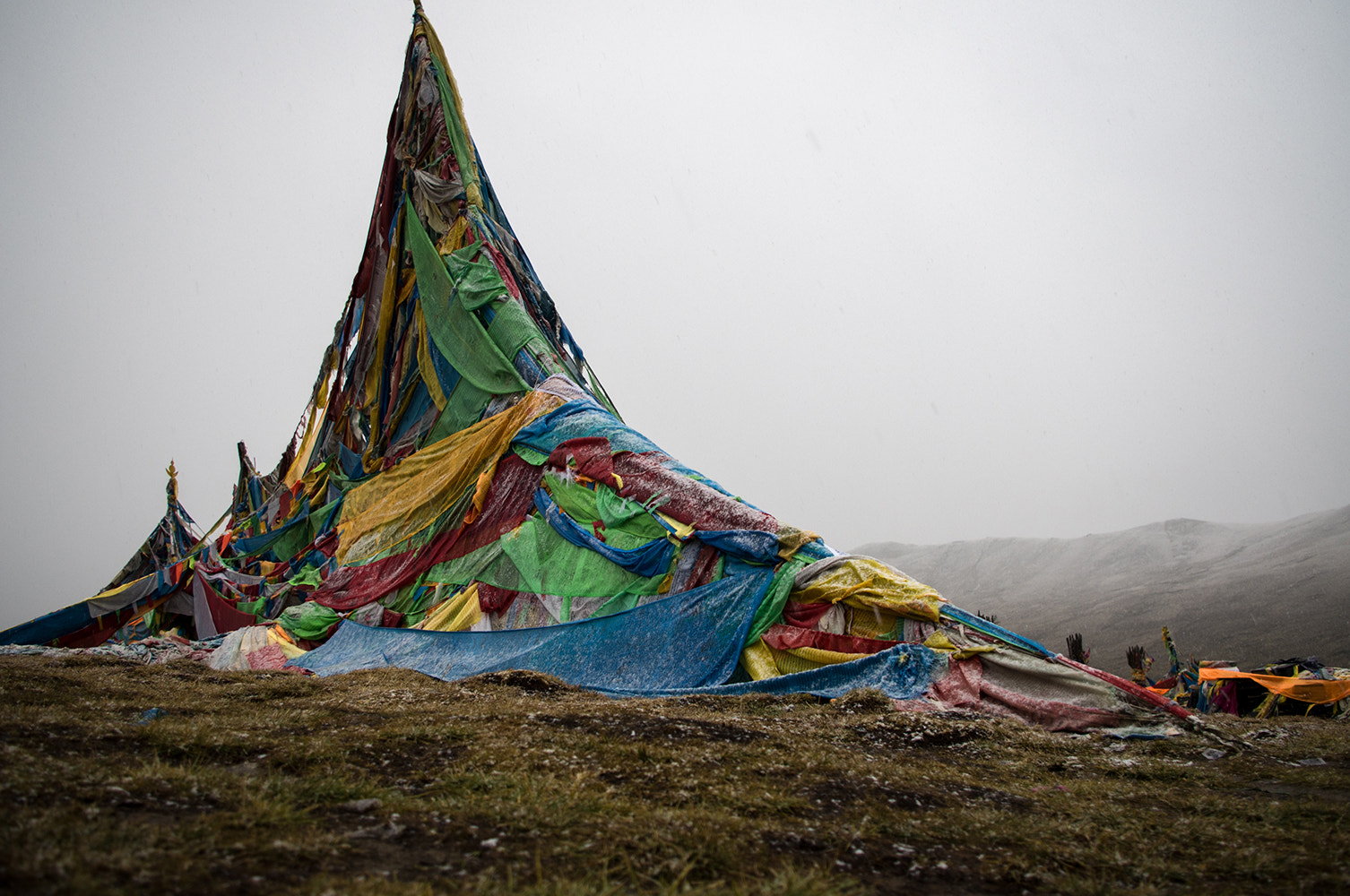 Pentax K-r sample photo. Prayer flags photography