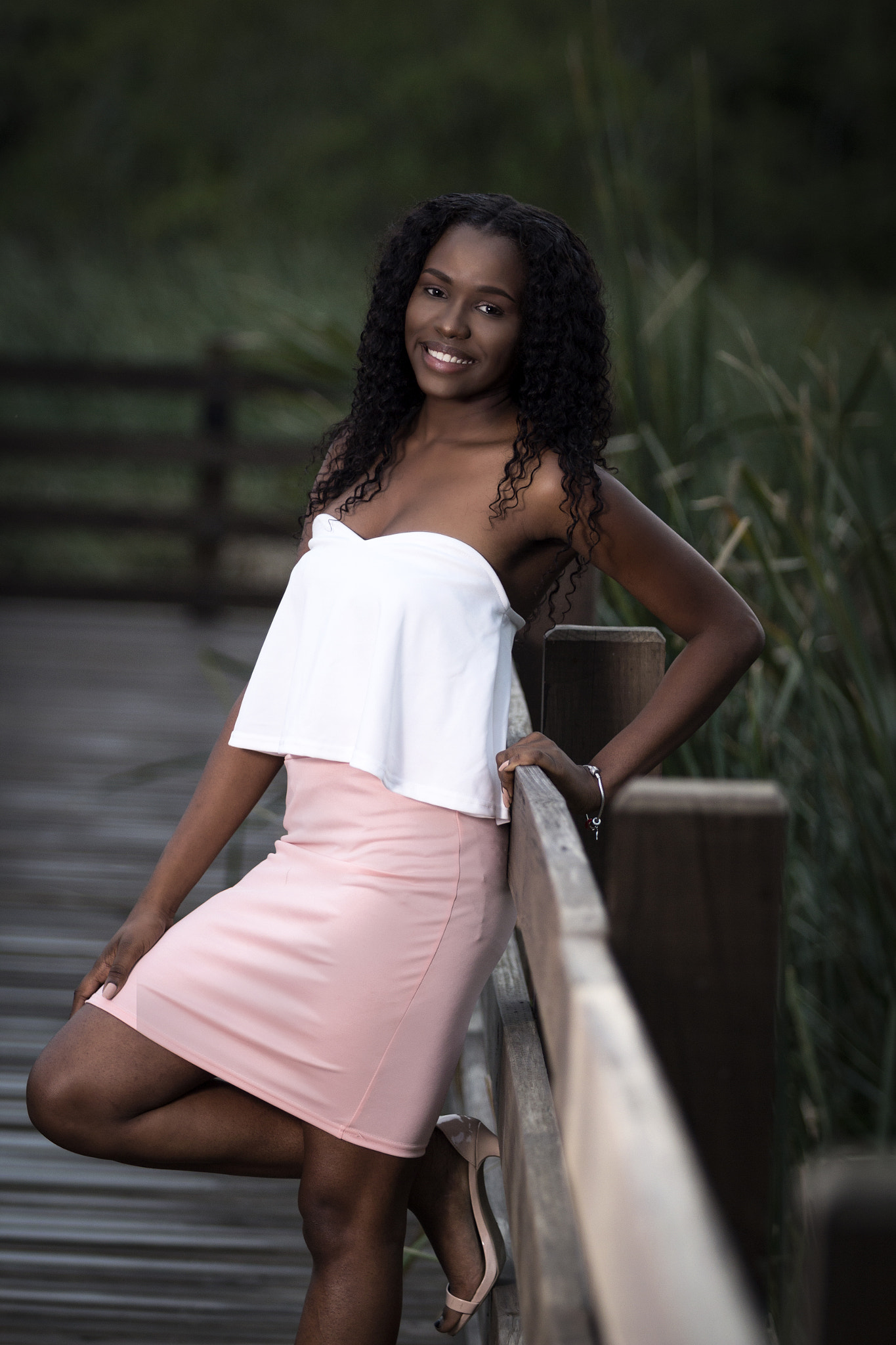 Canon EF 70-200mm F2.8L USM sample photo. Ebony teen photography