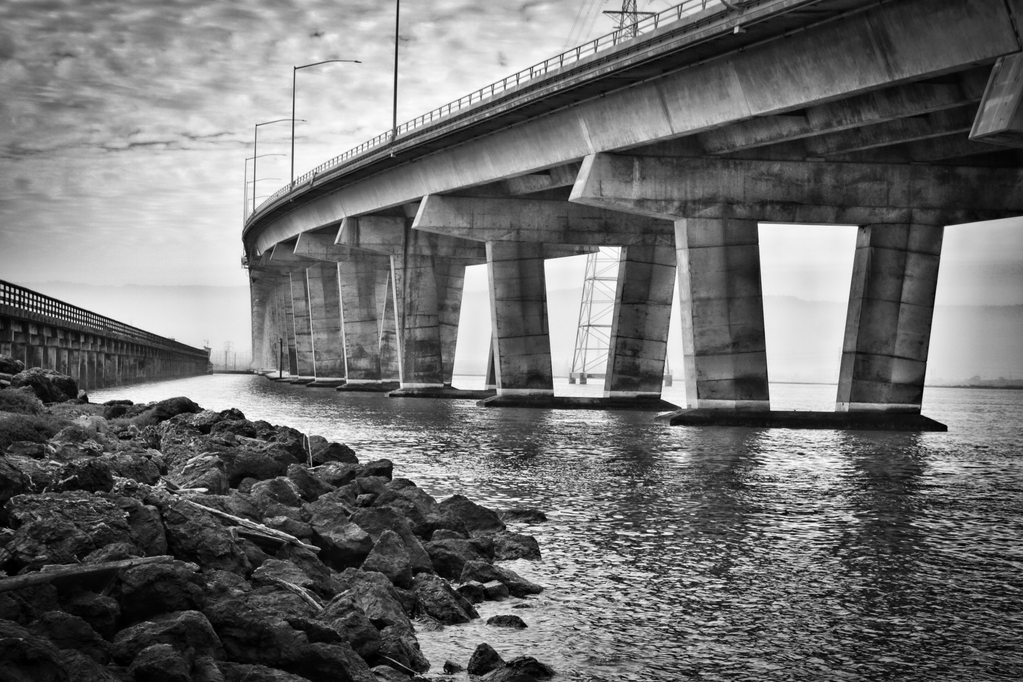 Canon EOS 500D (EOS Rebel T1i / EOS Kiss X3) sample photo. Dumbarton bridge cloudscape photography
