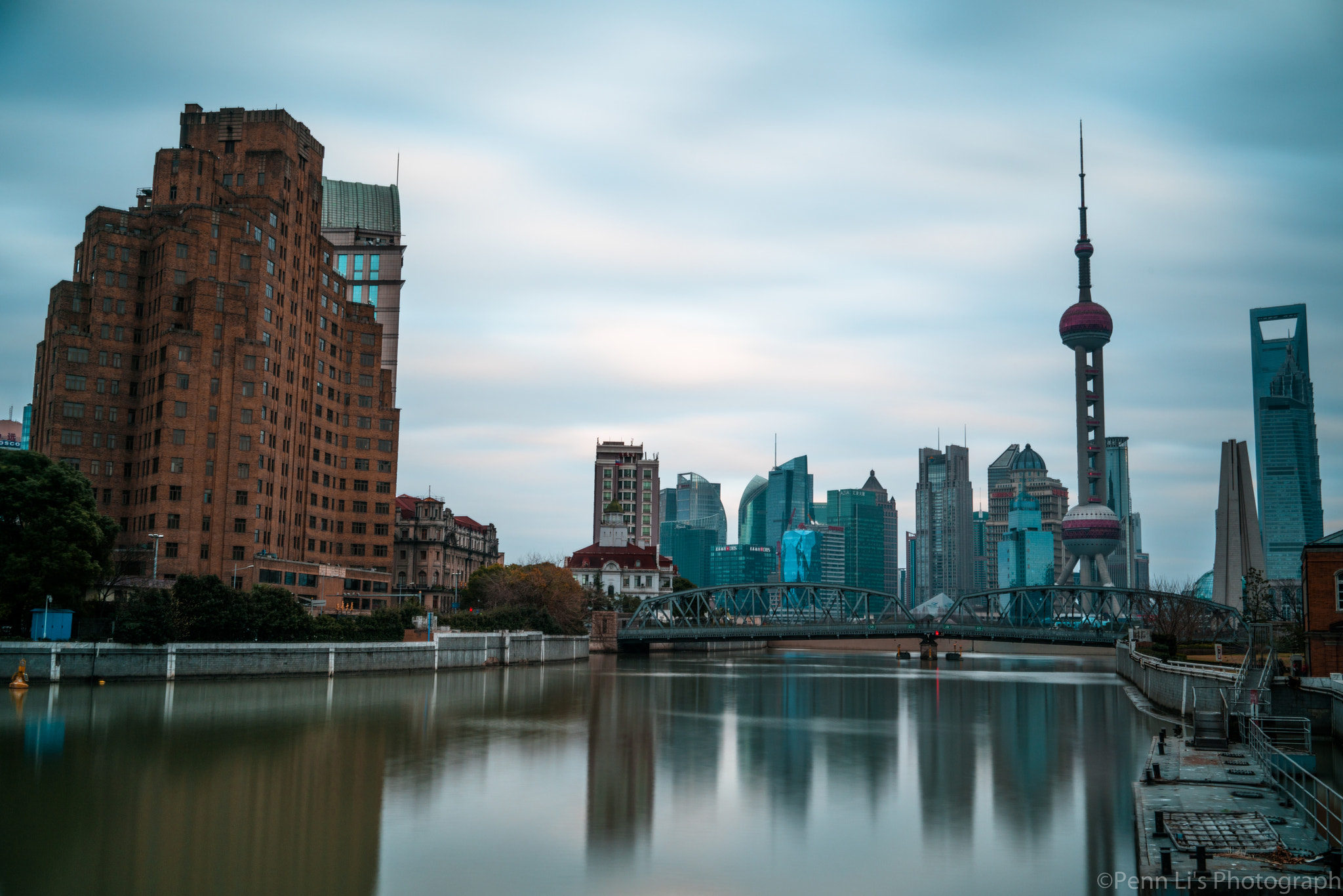 Sony a7R II + Sony Sonnar T* FE 35mm F2.8 ZA sample photo. Shanghai in winter photography