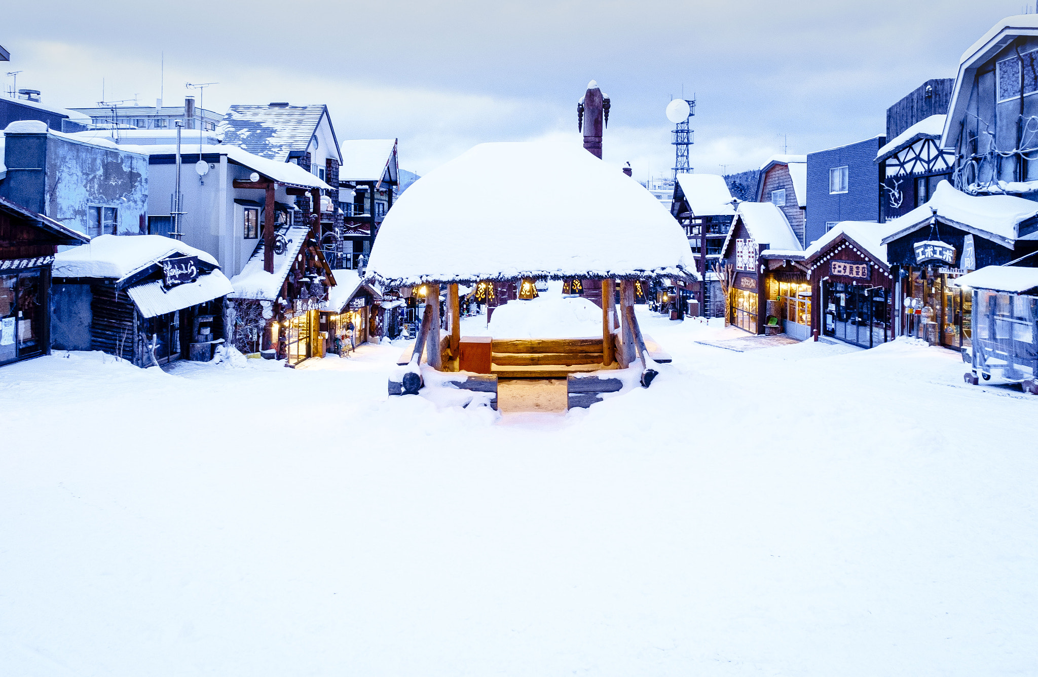 Fujifilm X-Pro1 + Fujifilm XF 16-55mm F2.8 R LM WR sample photo. Fairy tale town photography