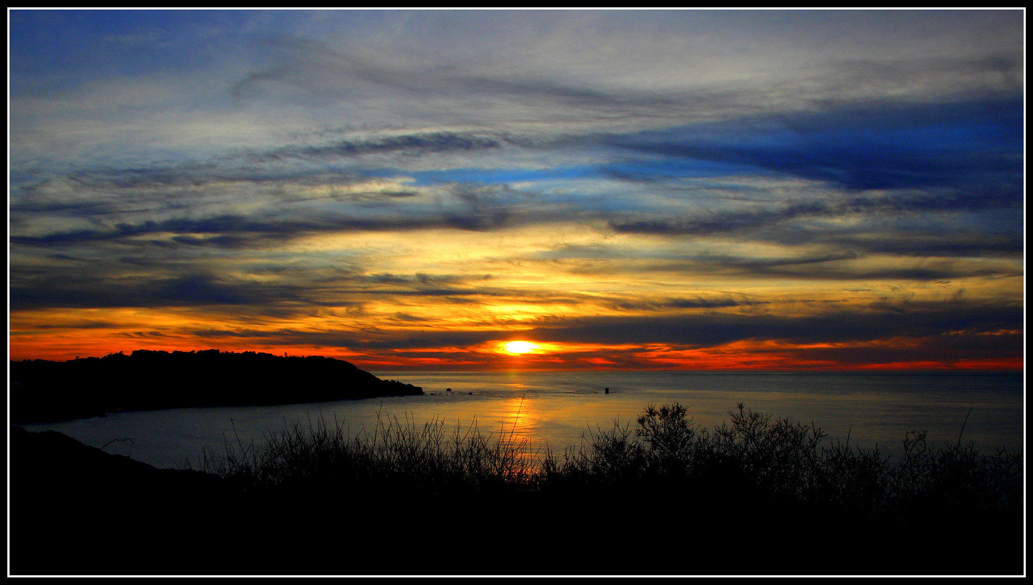 Canon EOS 600D (Rebel EOS T3i / EOS Kiss X5) sample photo. January sunset photography