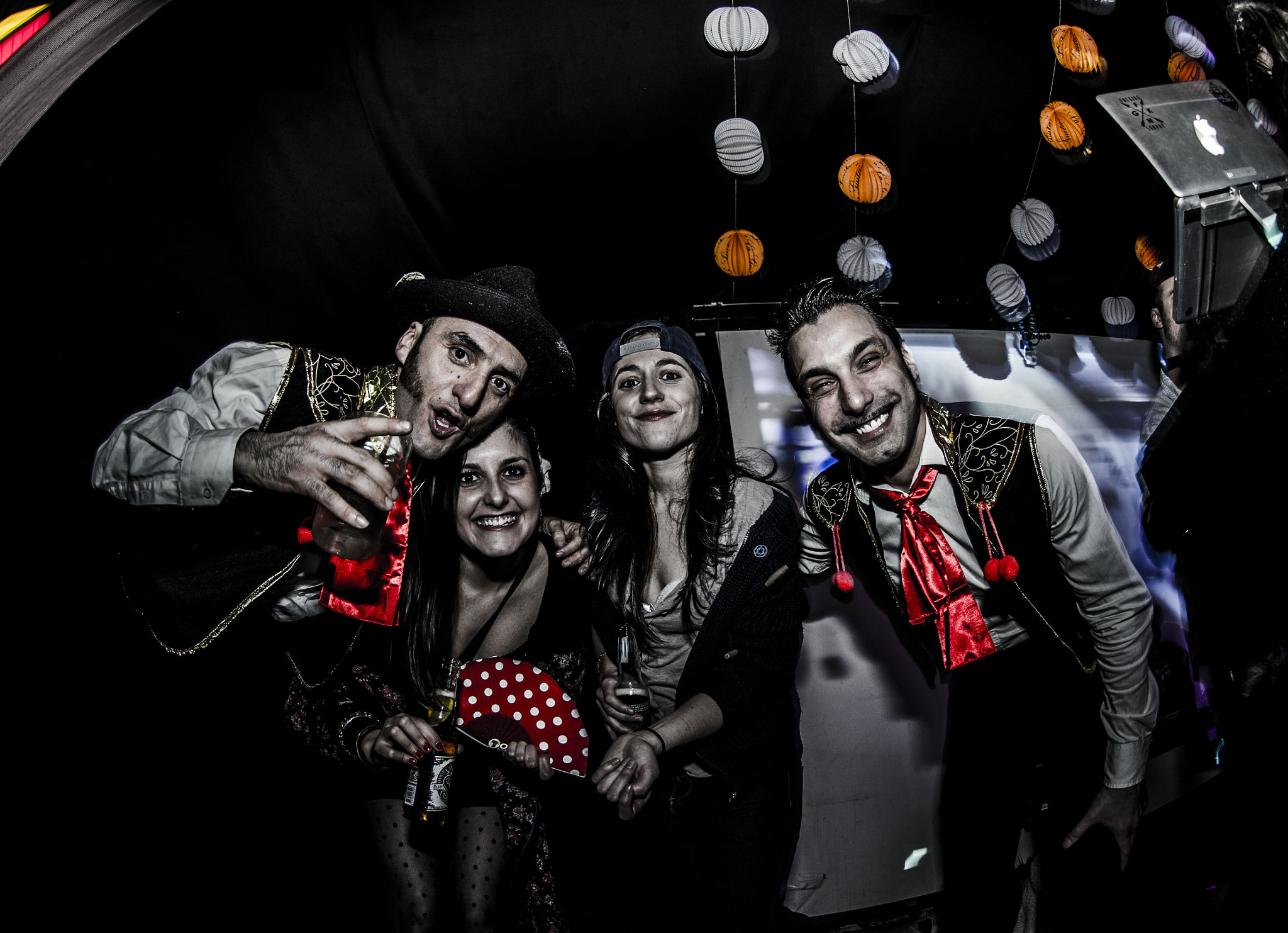 Nikon AF DX Fisheye-Nikkor 10.5mm F2.8G ED sample photo. Tomaaaaa!!!!!!! la fiesta photography